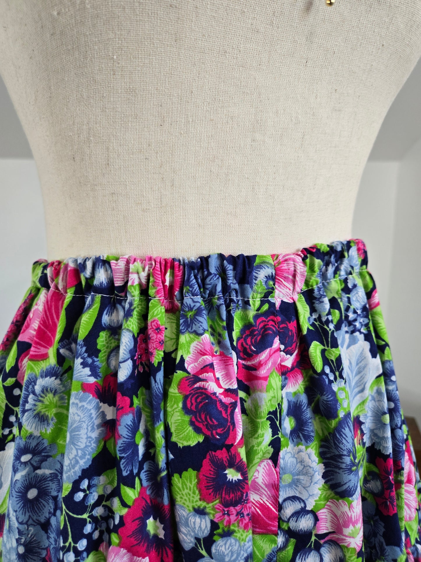 Vintage Floral Cotton Circle Skirt - S/M/L