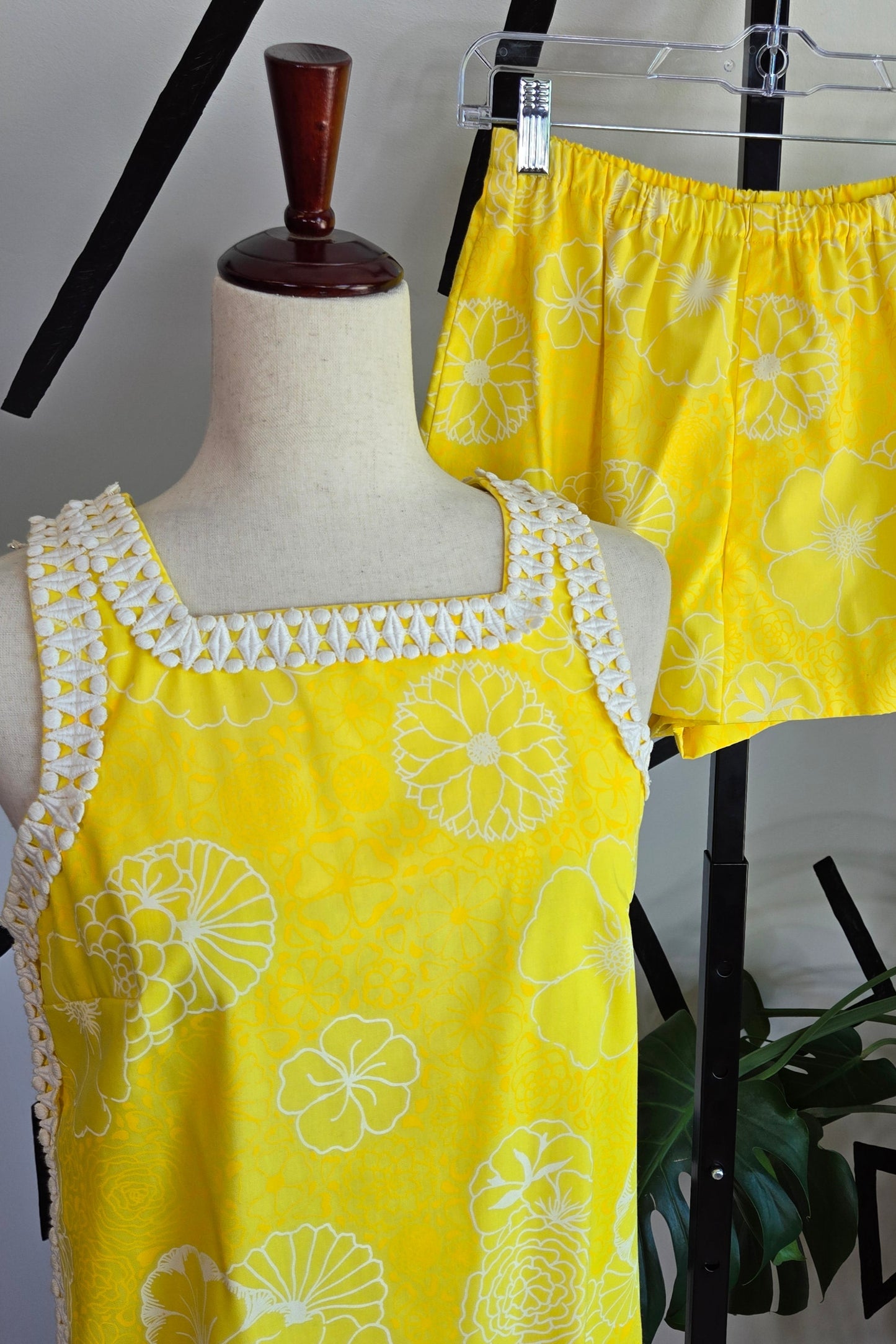 Vintage 1970s The Lilly by Lilly Pulitzer Inc Yellow Two Piece Set
