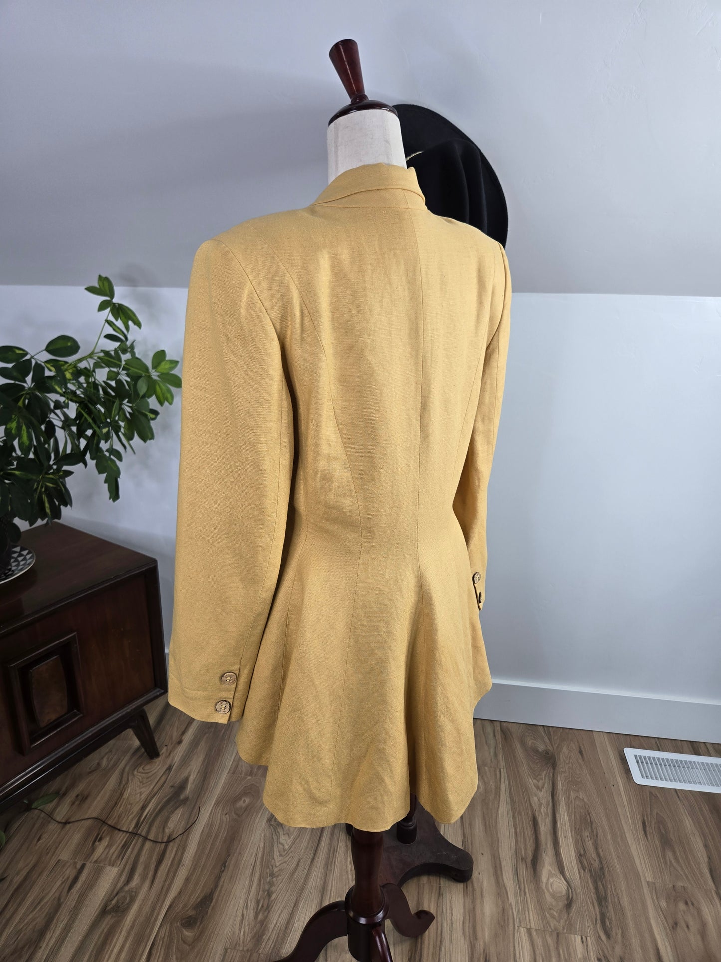 Moschery Vintage Mustard Yellow Linen Peplum Back Blazer - medium