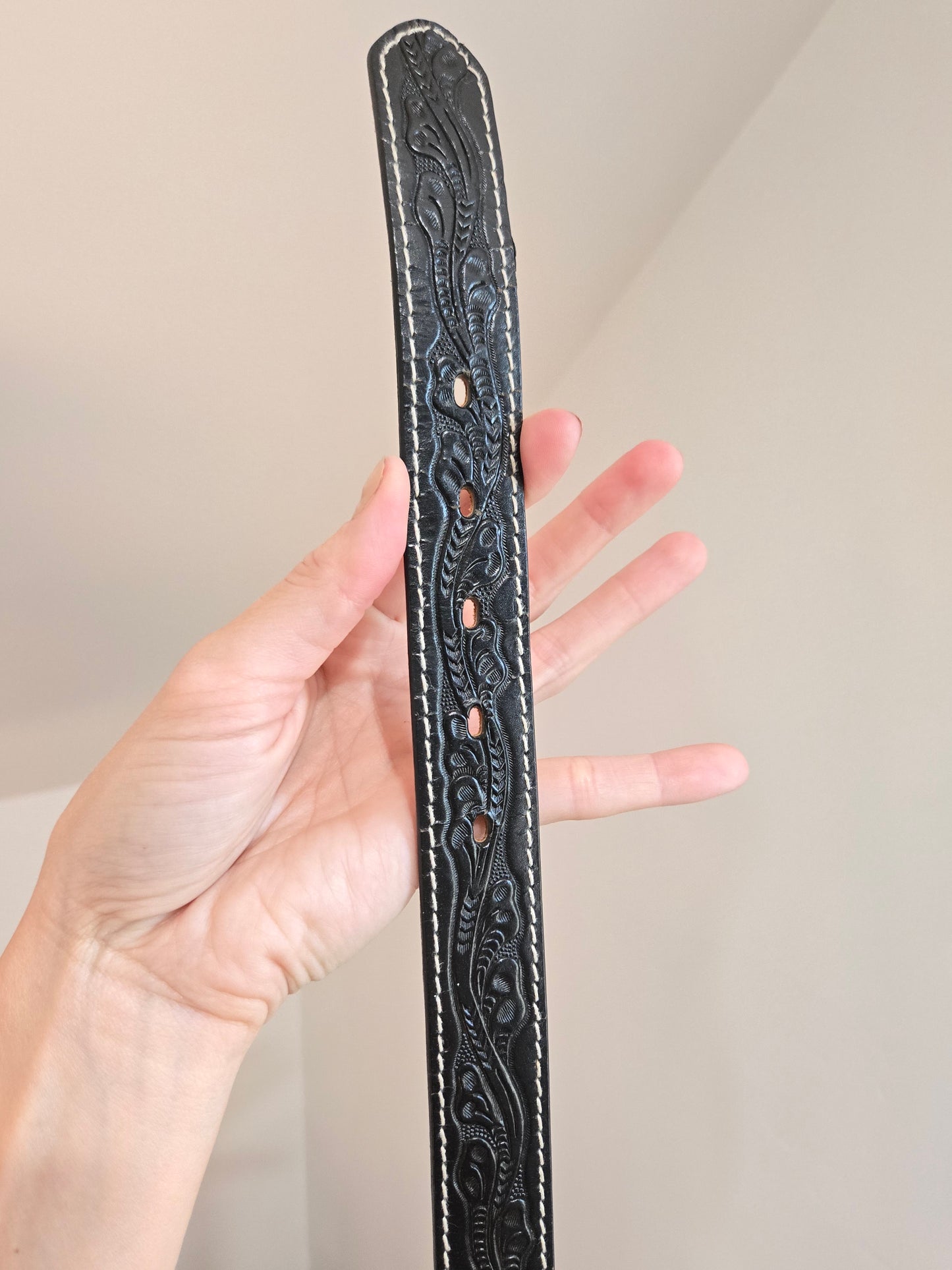 Tooled Leather Western Belt with Two Tone Horse Buckle - W29-33"