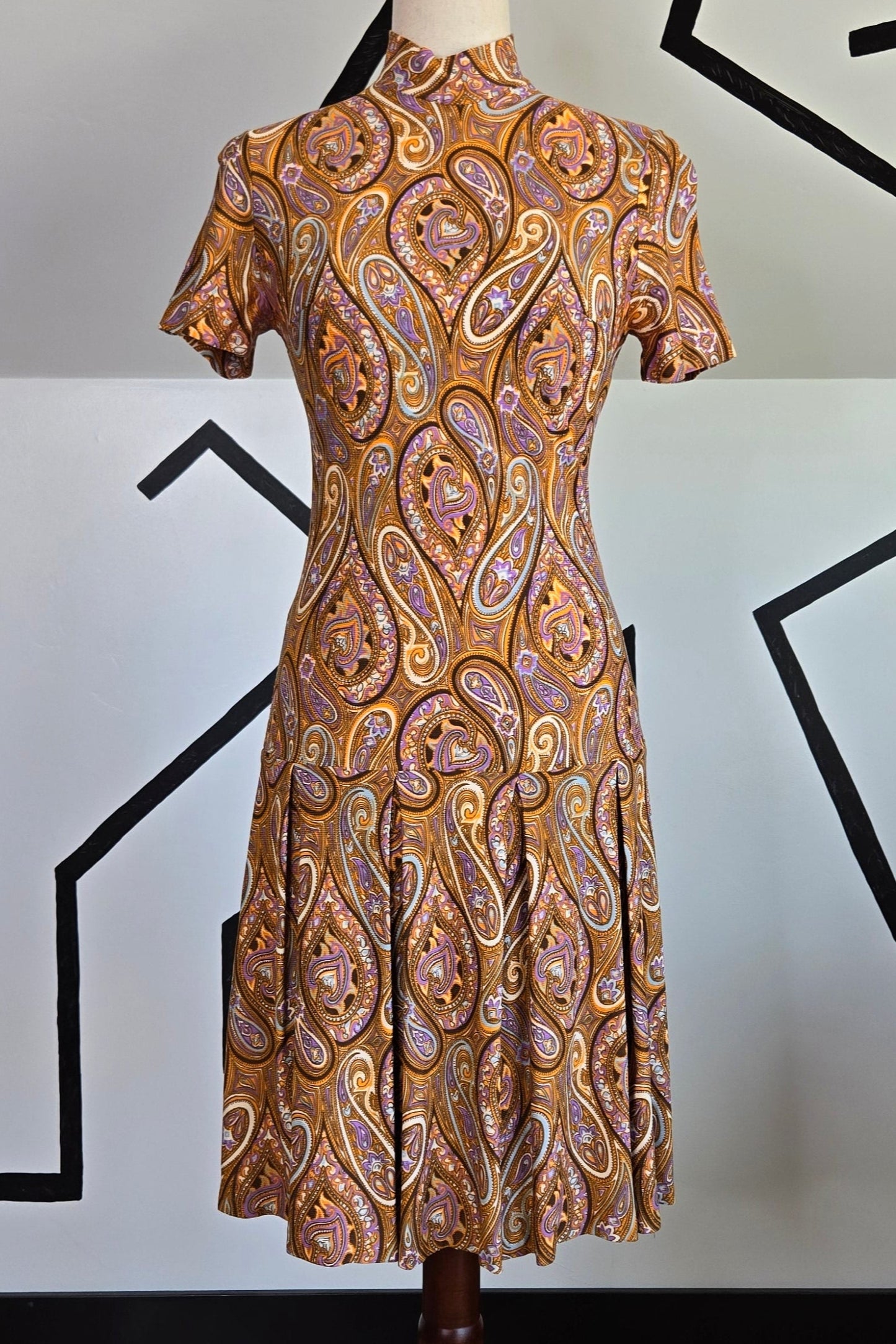 Fresh Silks 1970s Purple and Yellow Paisley Dress - XS