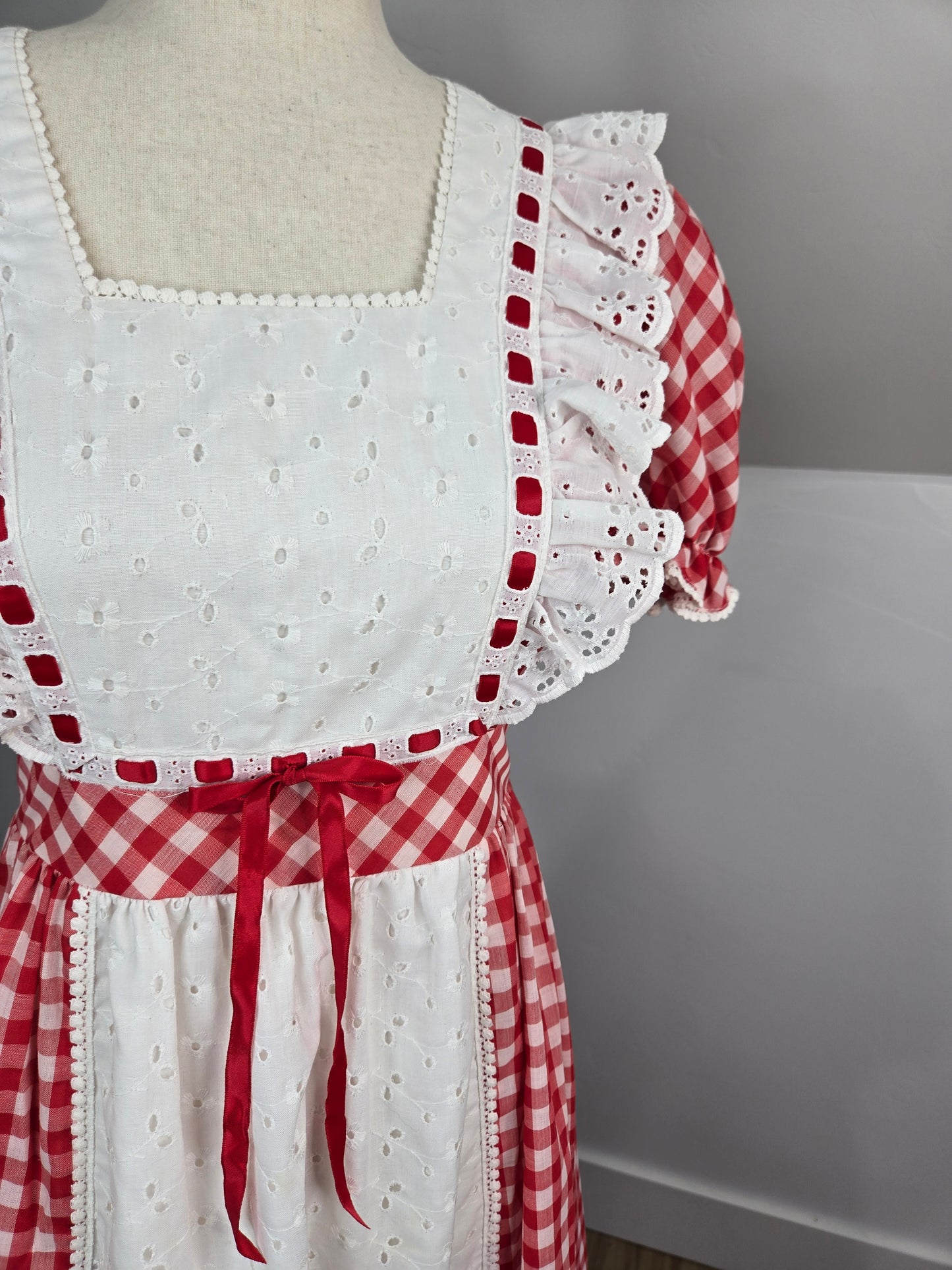 Vintage 60s Prairecore Red Gingham Dress with Eyelet Lace - small/medium