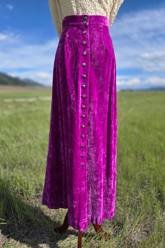 Montgomery Ward Vintage 70s Fuchsia Crushed Velvet Maxi Skirt - small