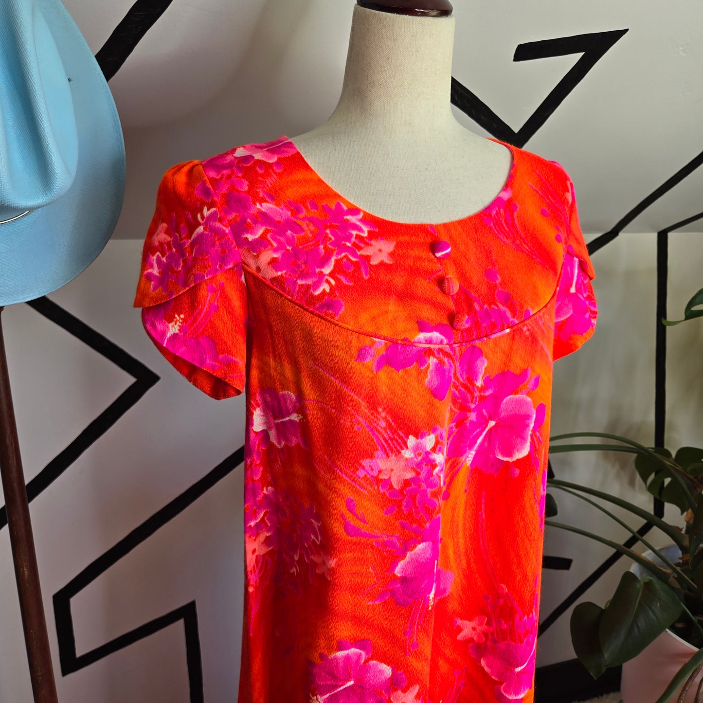 Made in Hawaii 70s Vintage Neon Day Glow Floral Dress - small