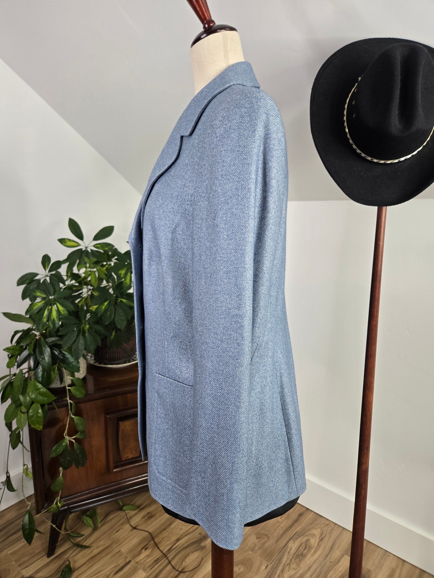 Escada Cashmere and Silk Made in Germany Vintage Blazer - large