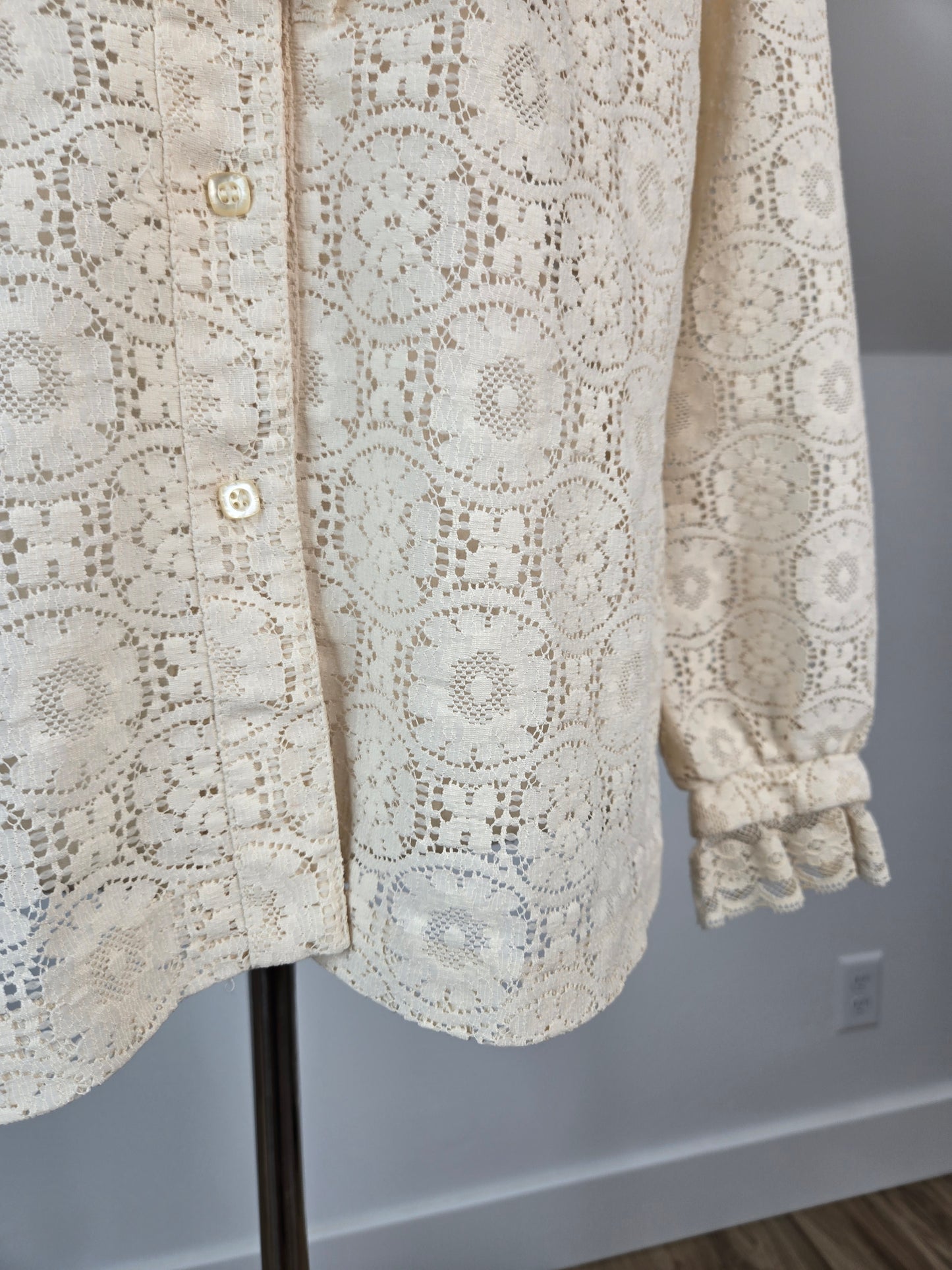 Tumbleweeds Vintage 70s Cotton Lace Ruffle Top - large