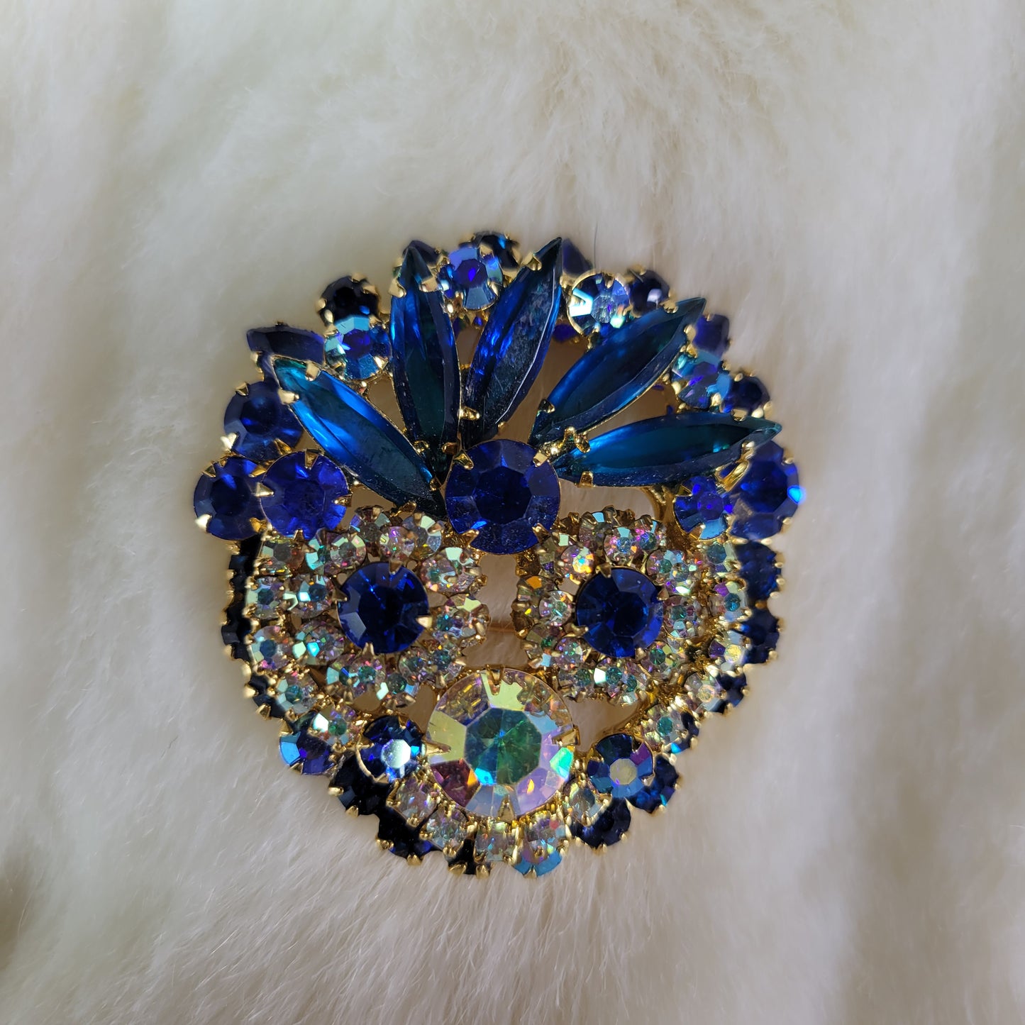 Vintage Aurora Borealis Royal Blue Rhinestone Brooch