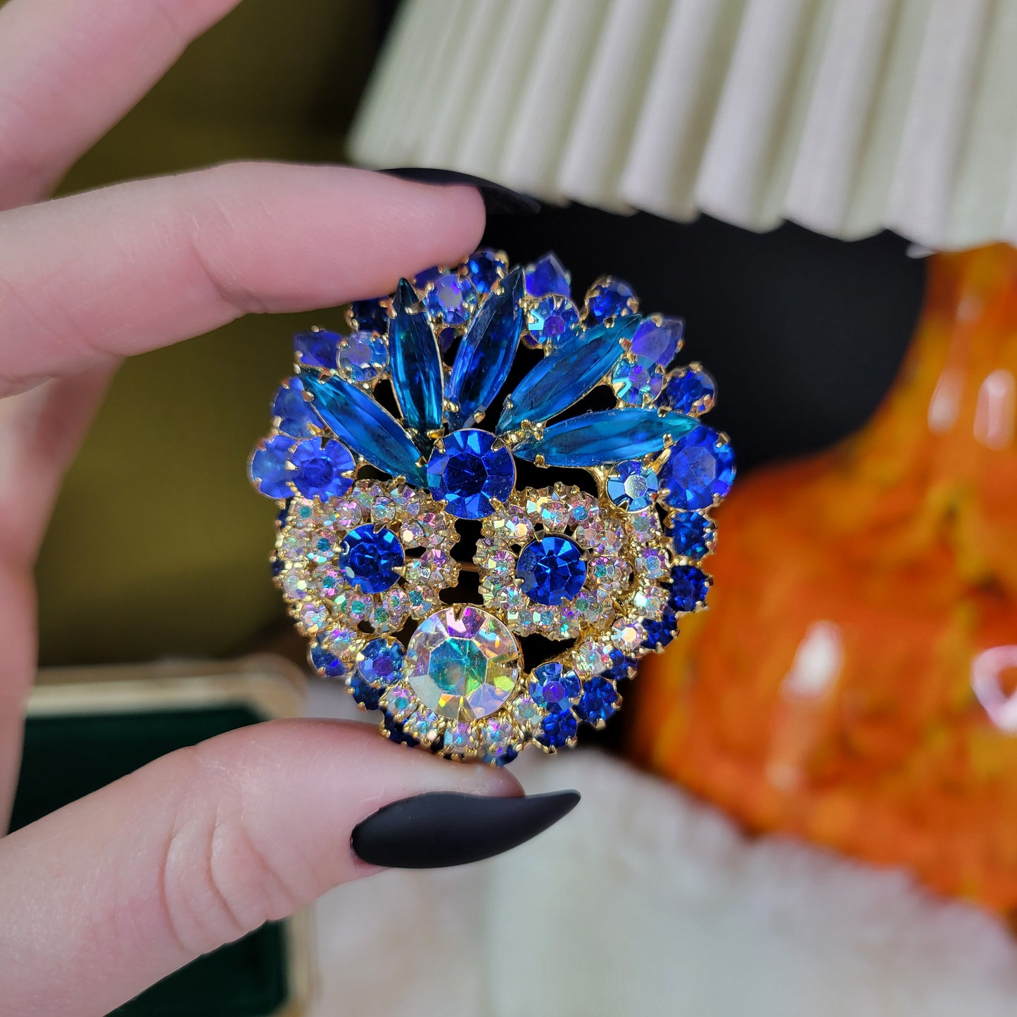 Vintage Aurora Borealis Royal Blue Rhinestone Brooch