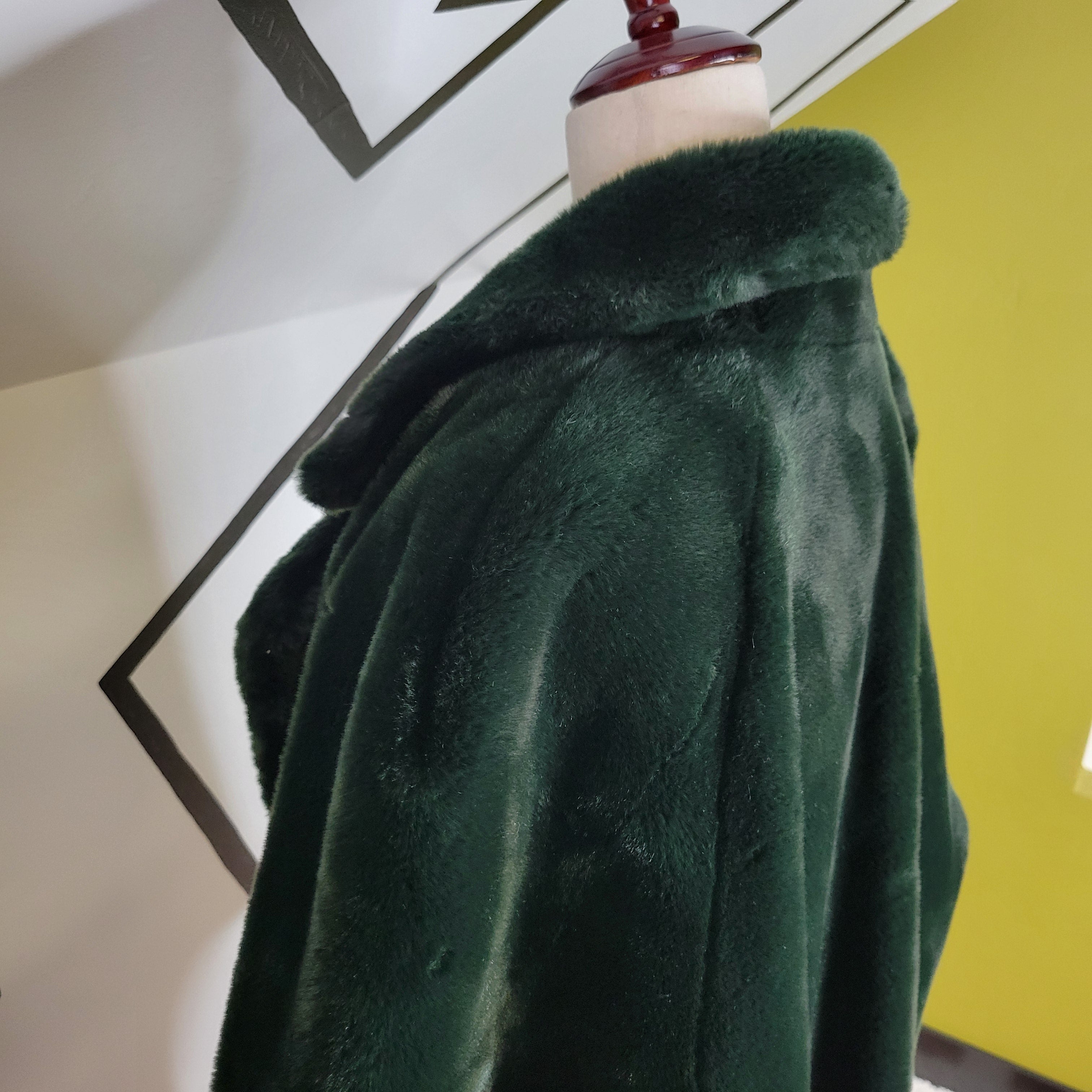 Jean Philippe Ricifriar Made in France Vintage 80s Green Faux Fur Coat -  Large