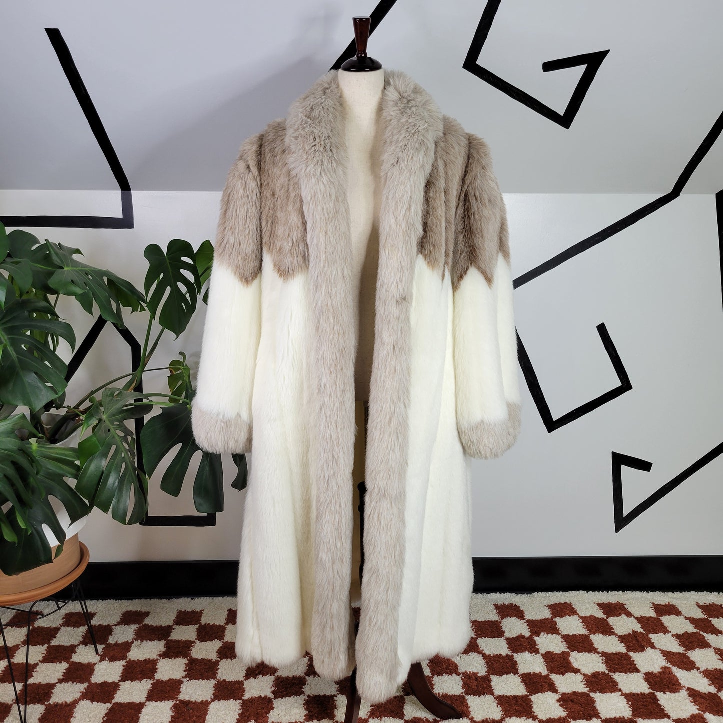 Saxton Hall 70s Vintage Faux Fur Long Coat - XL