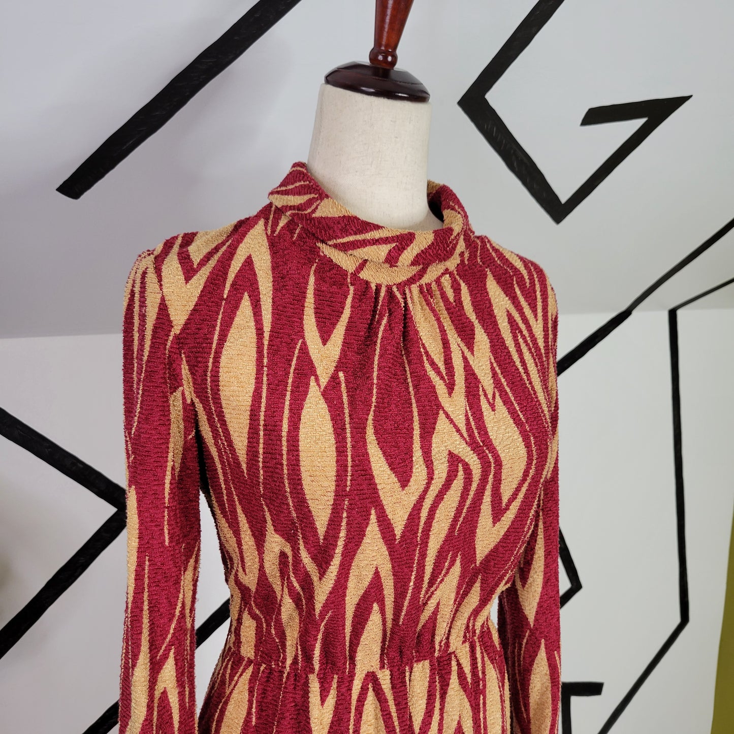 Redleaf Vintage Groovy Terry Cloth Midi Dress - small