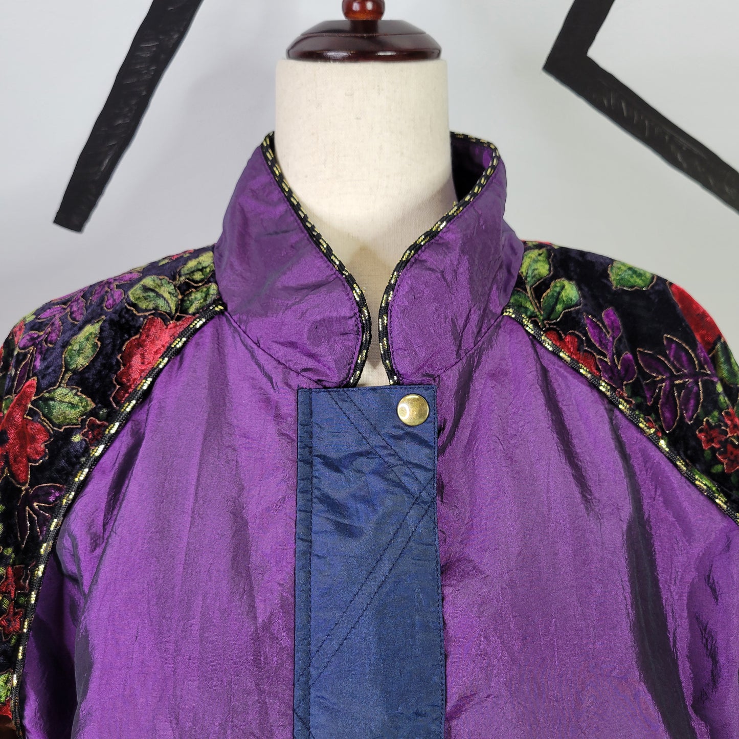 Westbound Vintage Color Blocked Windbreaker Jacket - Medium