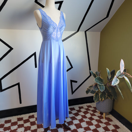 Olga Bodysilk Vintage 70s Periwinkle Gathered Bust Night Gown - Medium