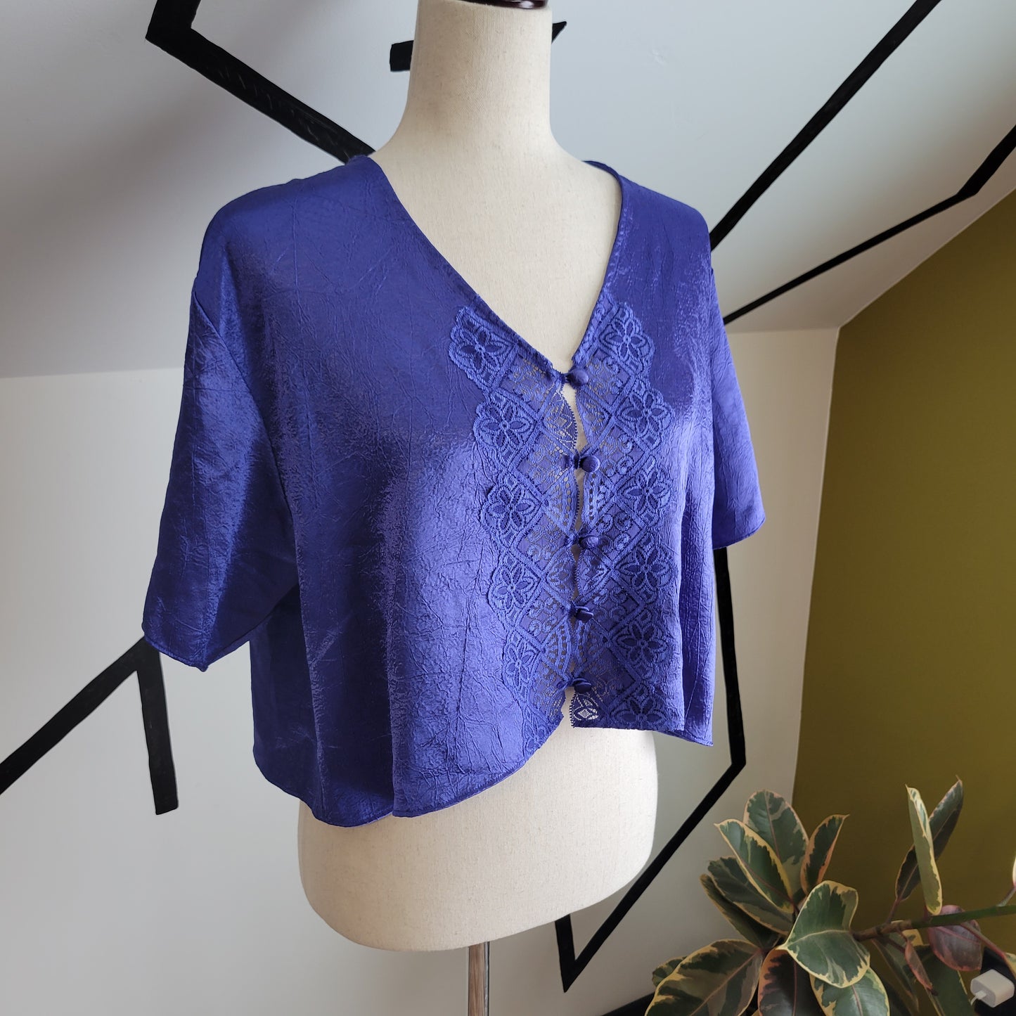 Victoria Secret Vintage Gold Label Purple Crop Sleep Shirt - large