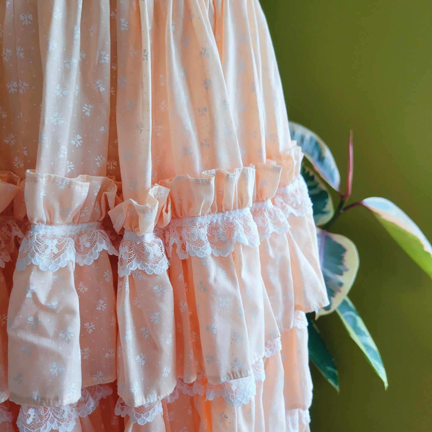 Peach and Lace Vintage Hand Made Tiered Ruffle Skirt - L-2X