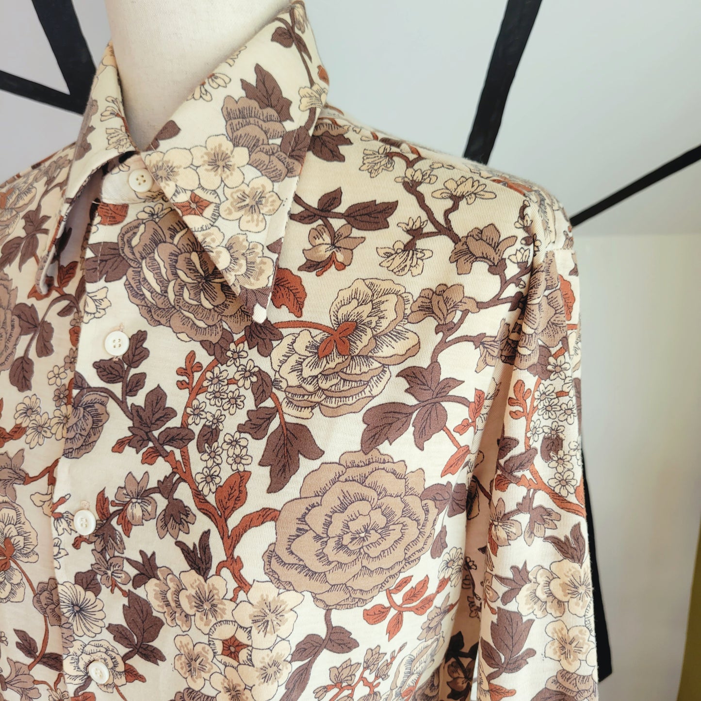 Kings Road 60s Vintage Sears The Mon's Store Soft Brown Floral Top - medium