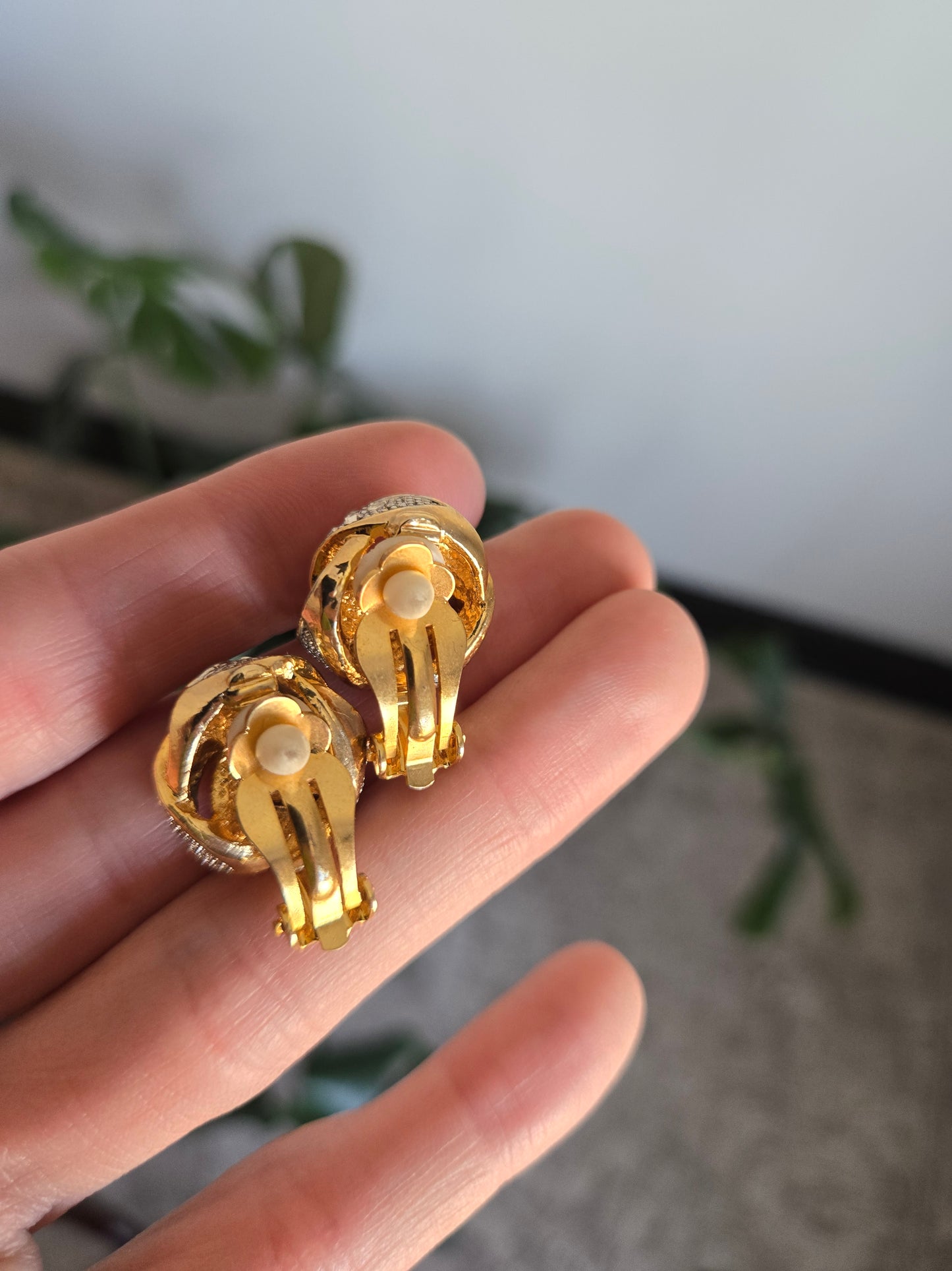 Vintage Gold Tone and Rhinestone Knot Clip Ons