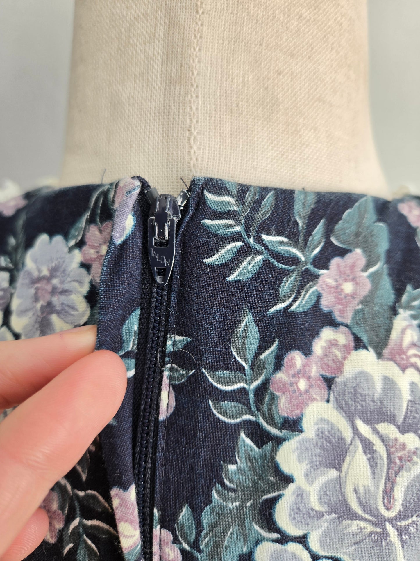 Vintage 80s Gunne Sax by Jessica McClintok Cotton Floral Dress - small