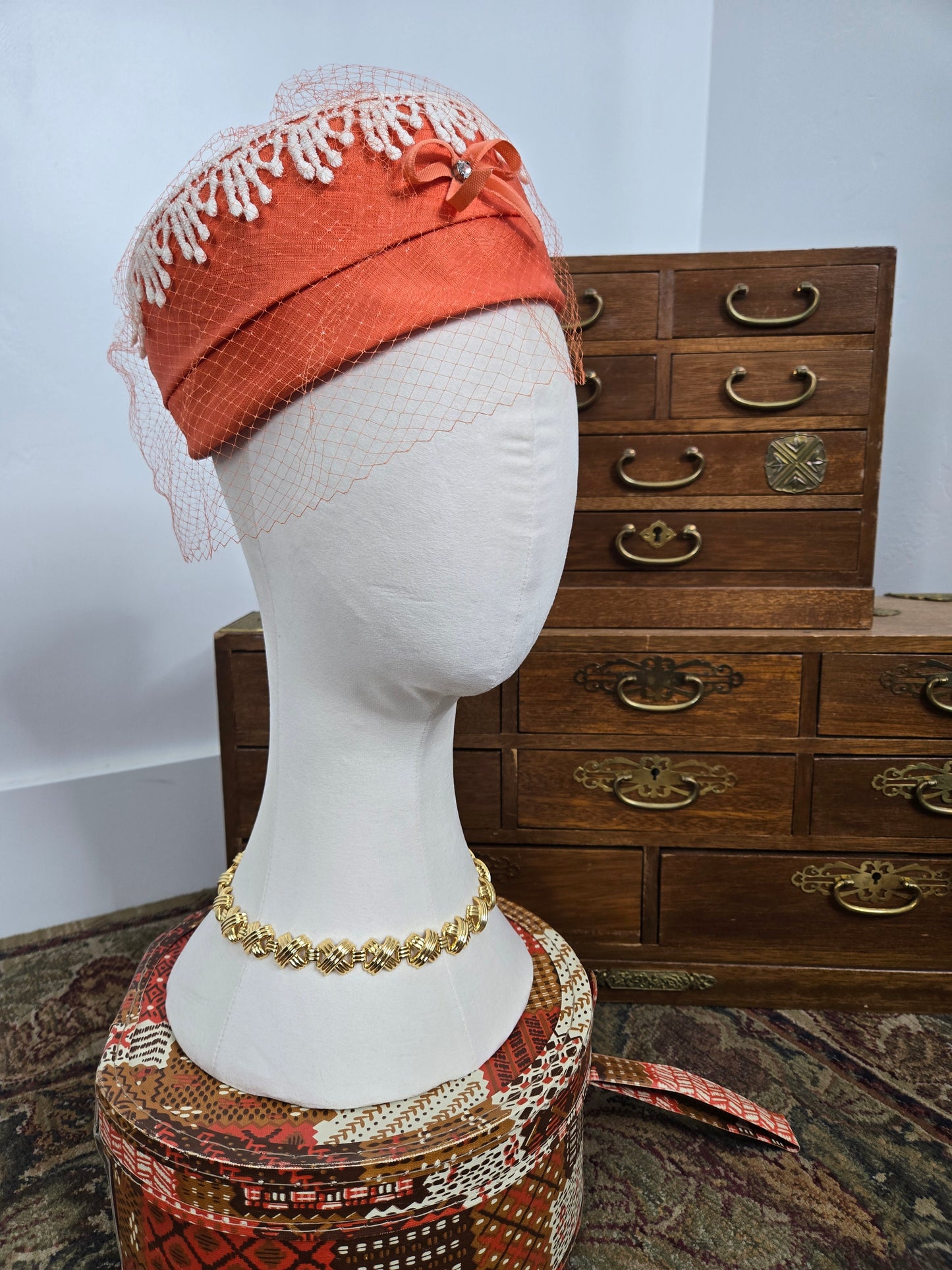 1950s Vintage Peachy Orange Pillbox Hat