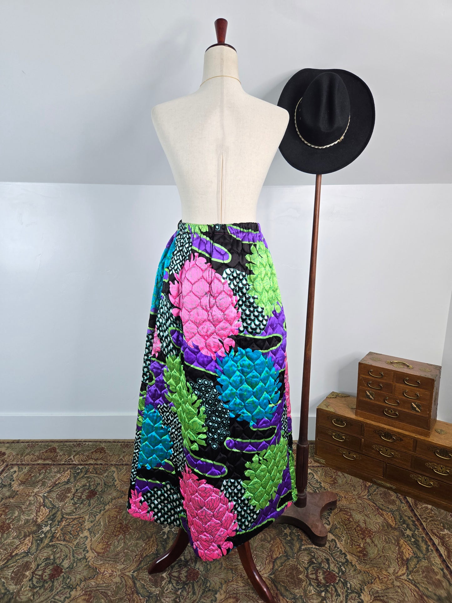 Penney's Loungewear Vintage 70s Dayglo Quilted Skirt - S/M/L