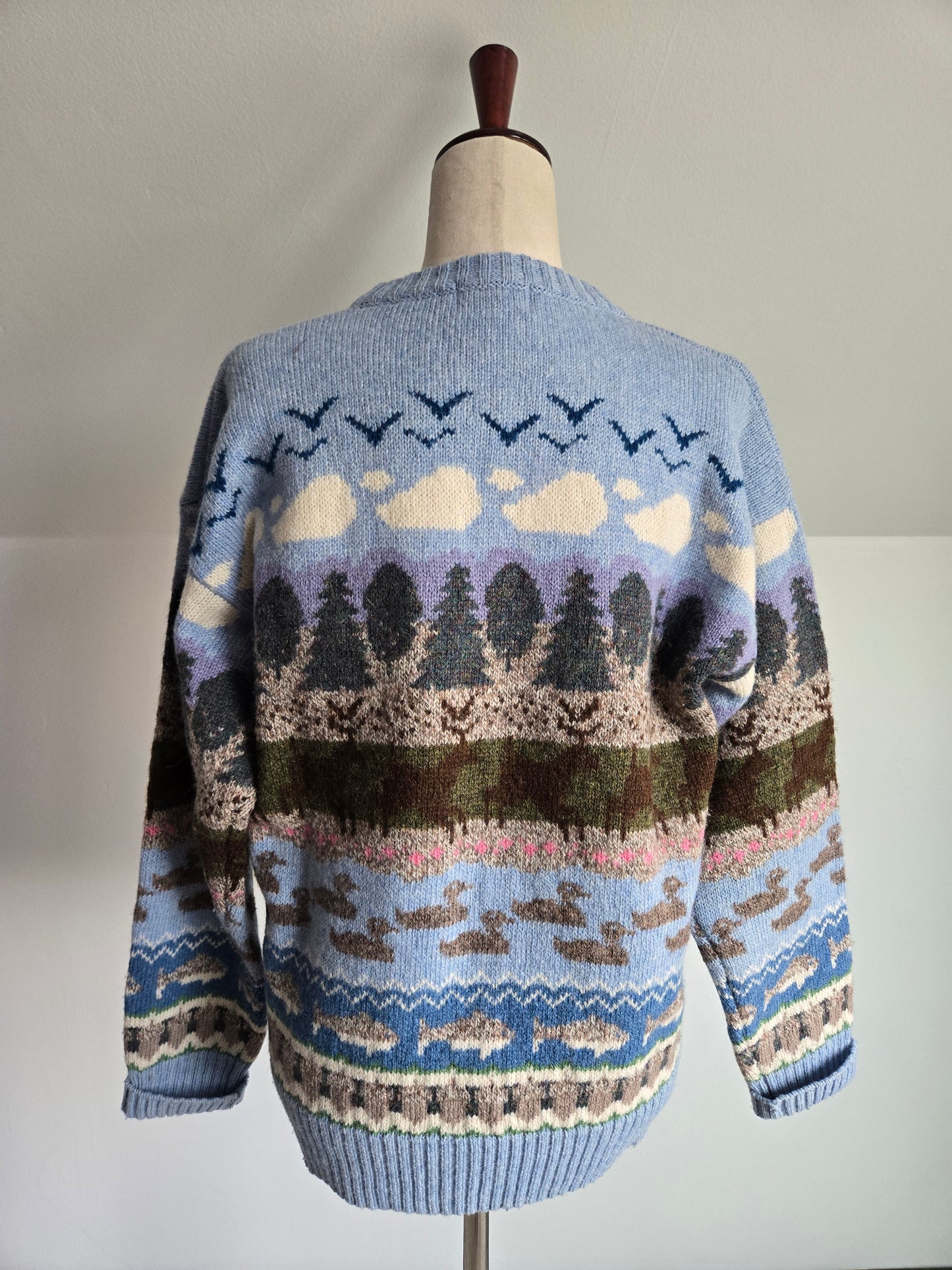 Orvis Vintage Outdoor Scene Wool Sweater - Medium