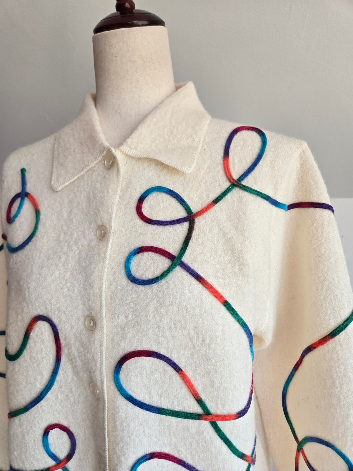 Vintage Sag Harbor Wool Cardigan with Colorful Detail - Large
