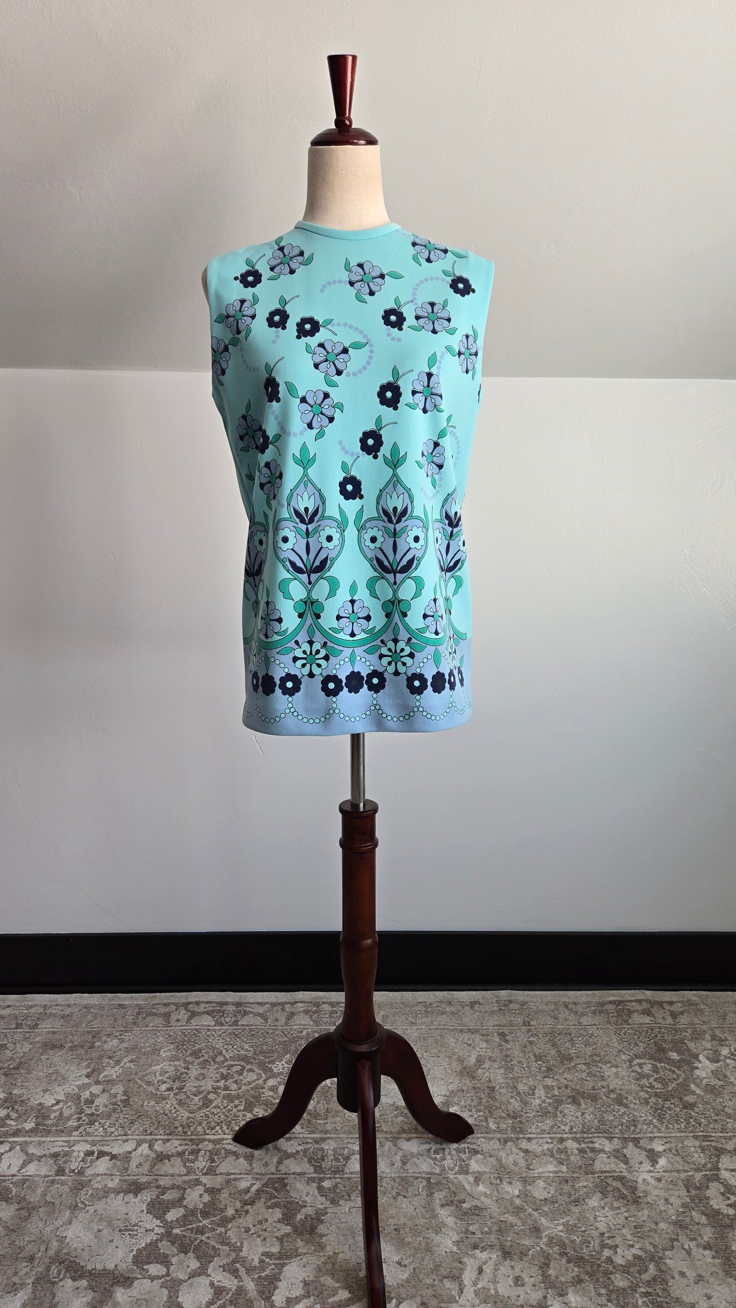 Vintage 1970s Novelty Tank - medium