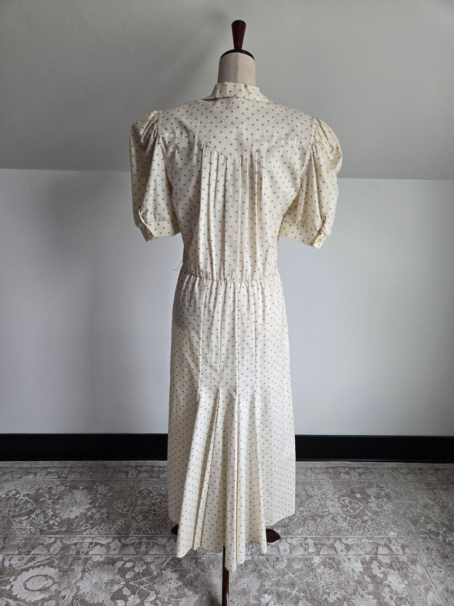 Trego's Westwear Vintage Cotton Dress with Horseshoe Print - Large