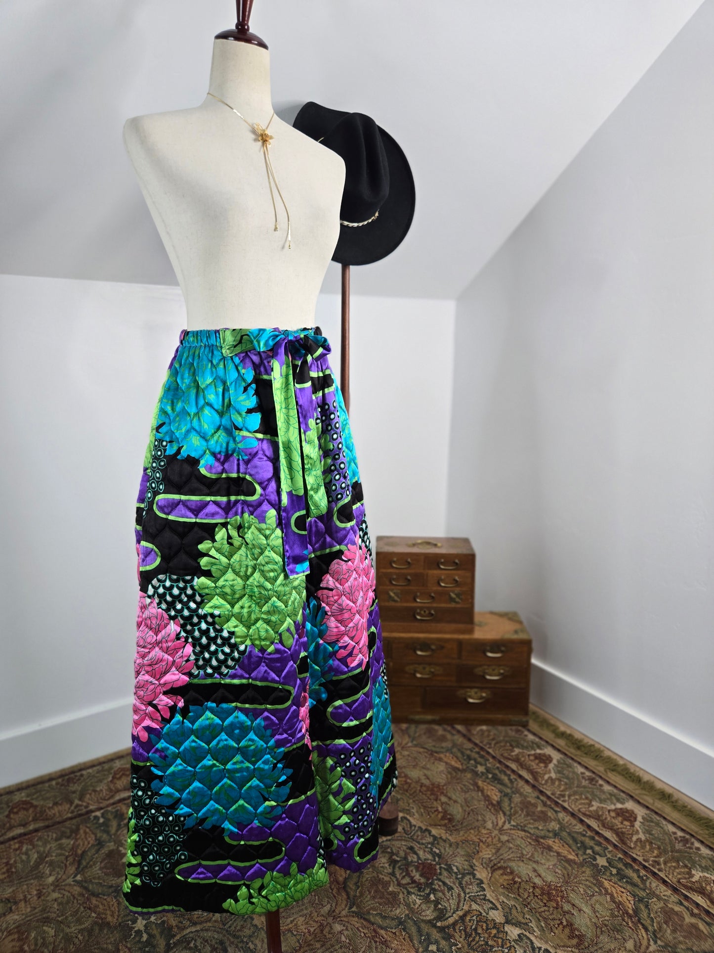 Penney's Loungewear Vintage 70s Dayglo Quilted Skirt - S/M/L