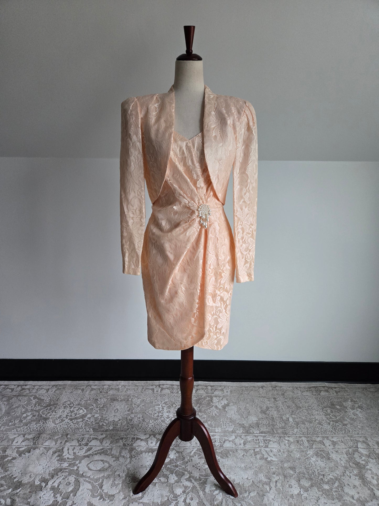 New Leaf Vintage 80s Peach Lace Dress and Pearl Bolero - Small