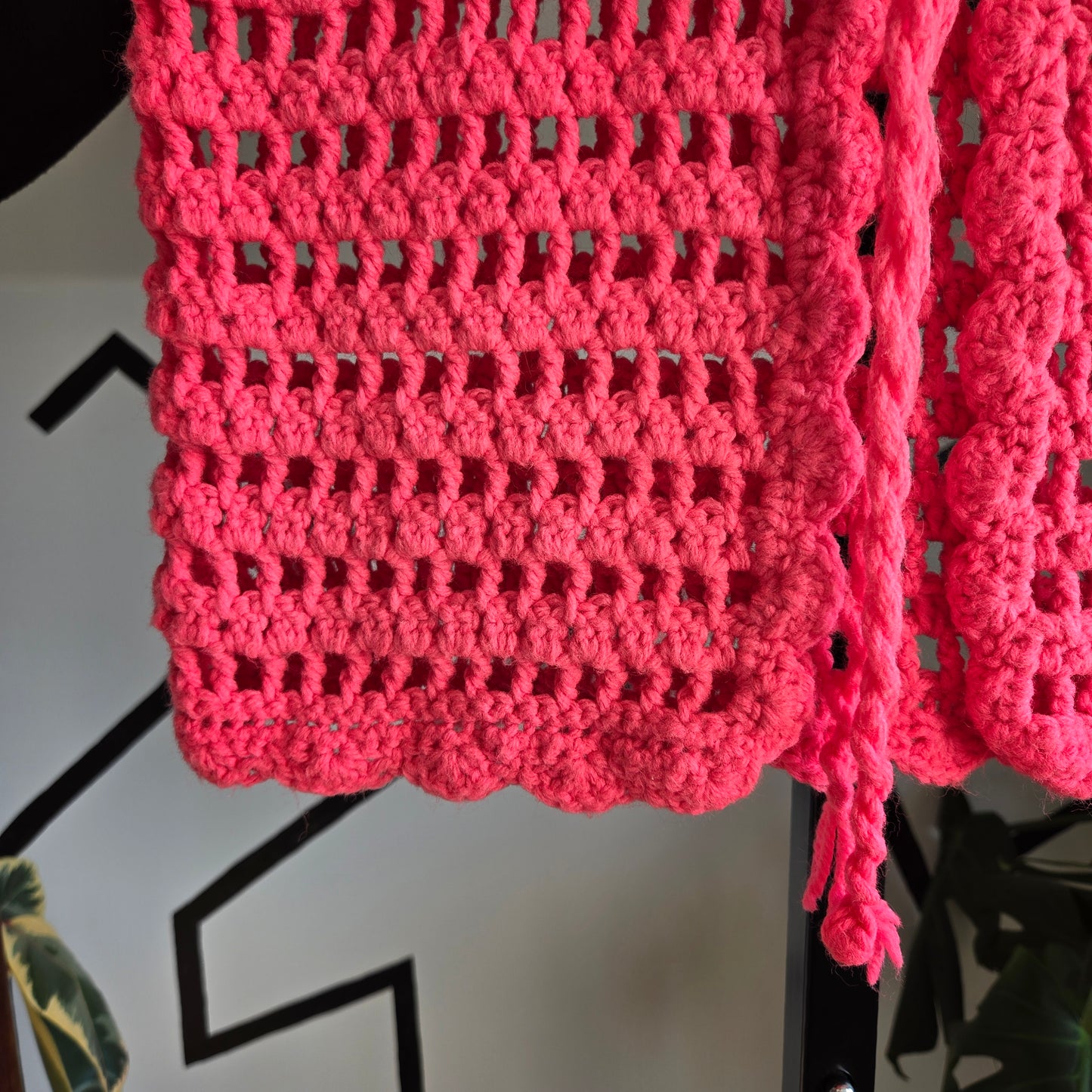 Neon Pink 1960s Handmade Vintage Crochet Vest - S/M