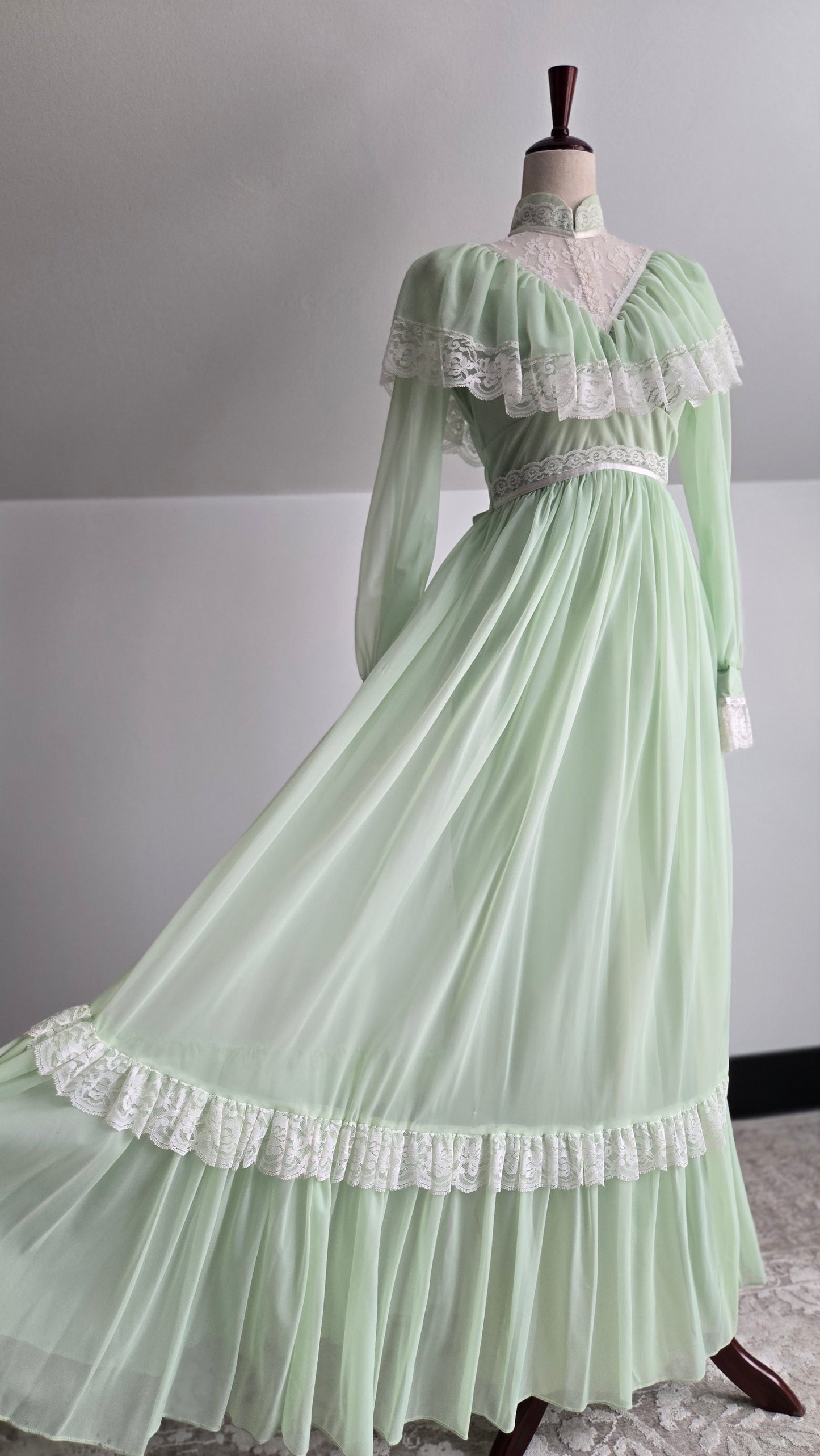 Vintage 1970s Union Made Lime Green Coquette Formal Dress - Small