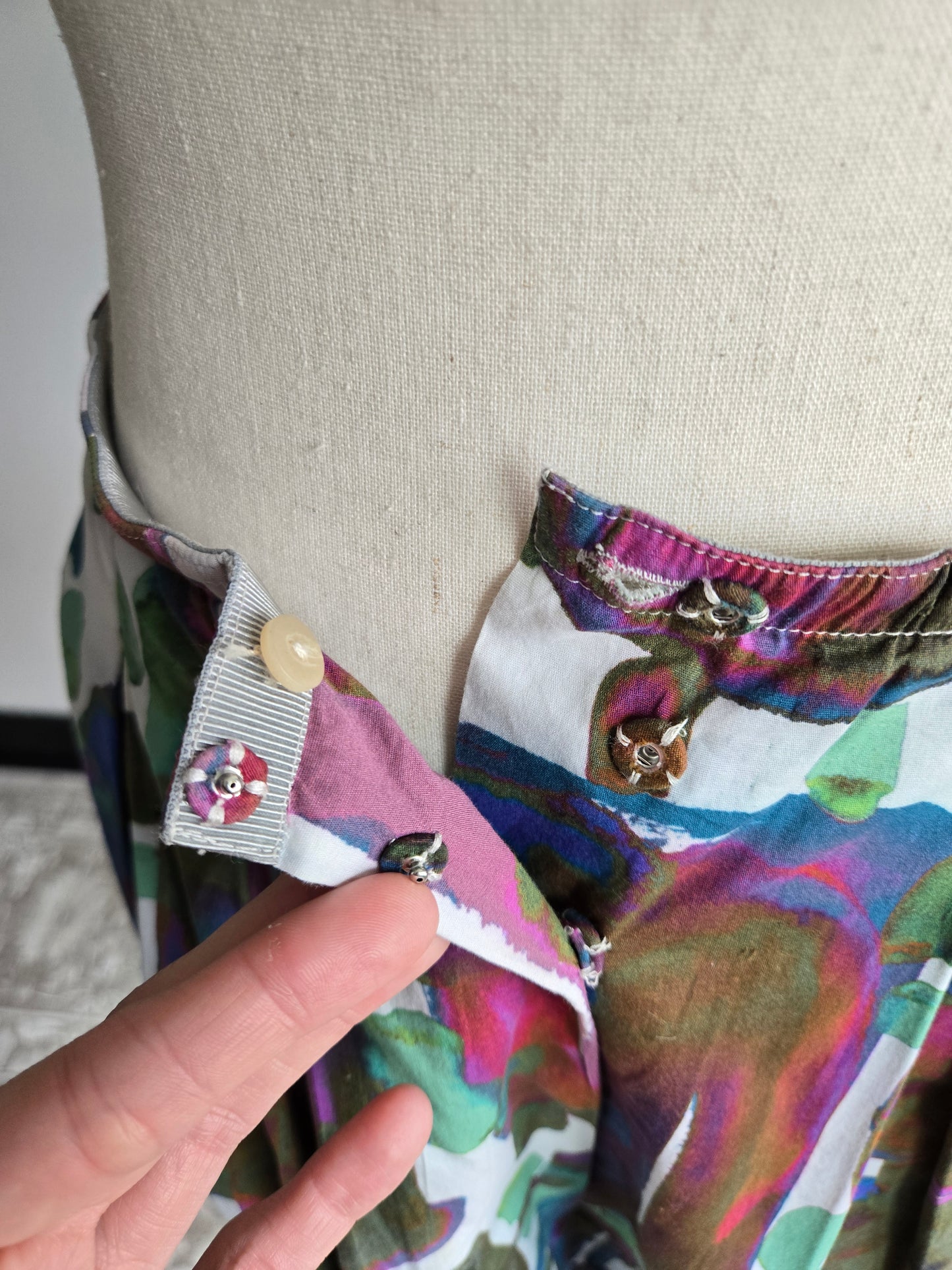 Piazza Sempione Made in Italy Artsy Skirt - Small