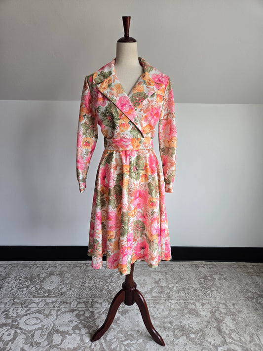 Dyanne Dallas Vintage 70s Bright Floral Dress with Belt - small
