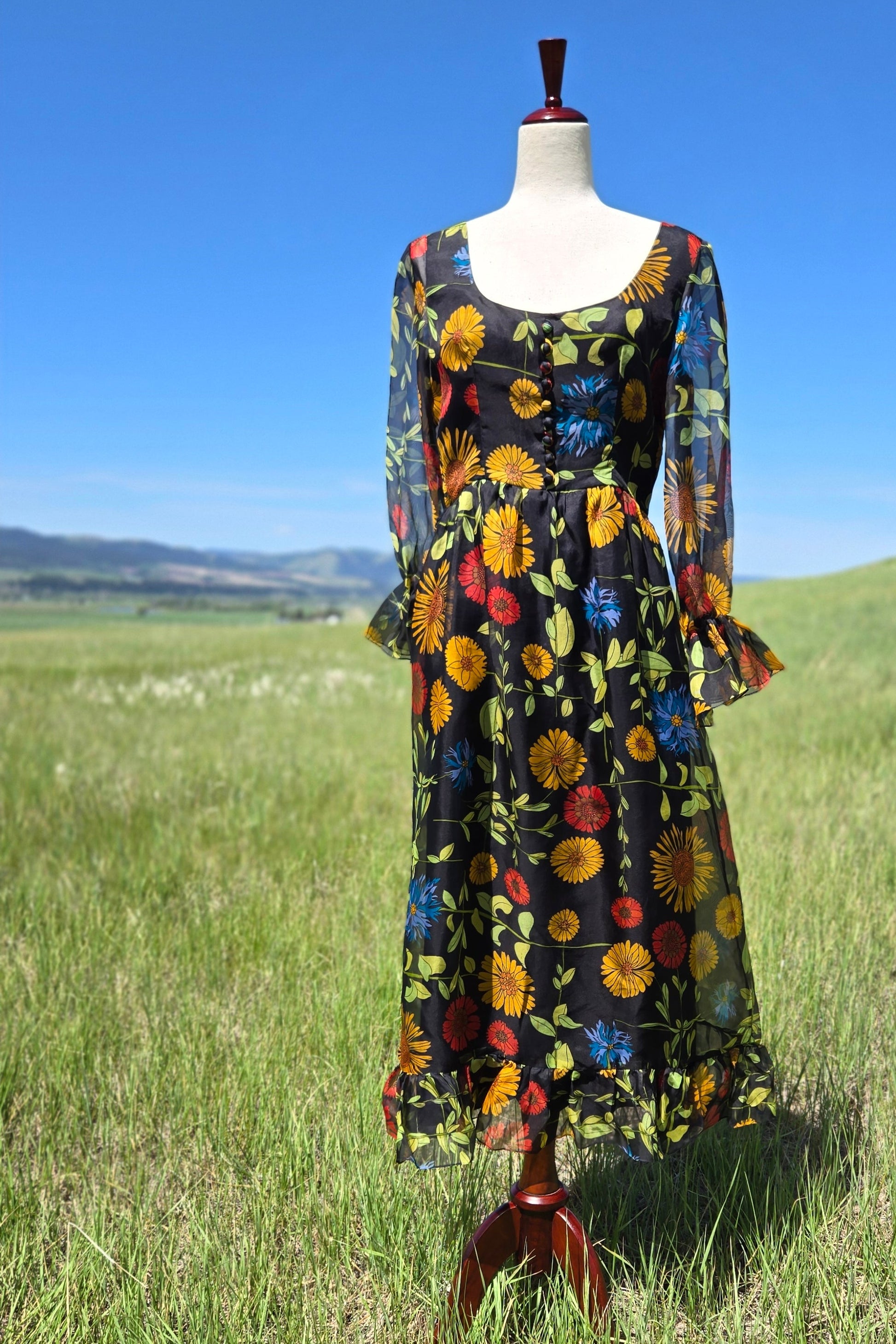 Vintage Union Made 70s Black Flower Extravaganza Dress - medium Valley Made Studio LLC Vintage Union Made 70s Black Flower Extravaganza Dress - medium Valley Made Studio LLC
