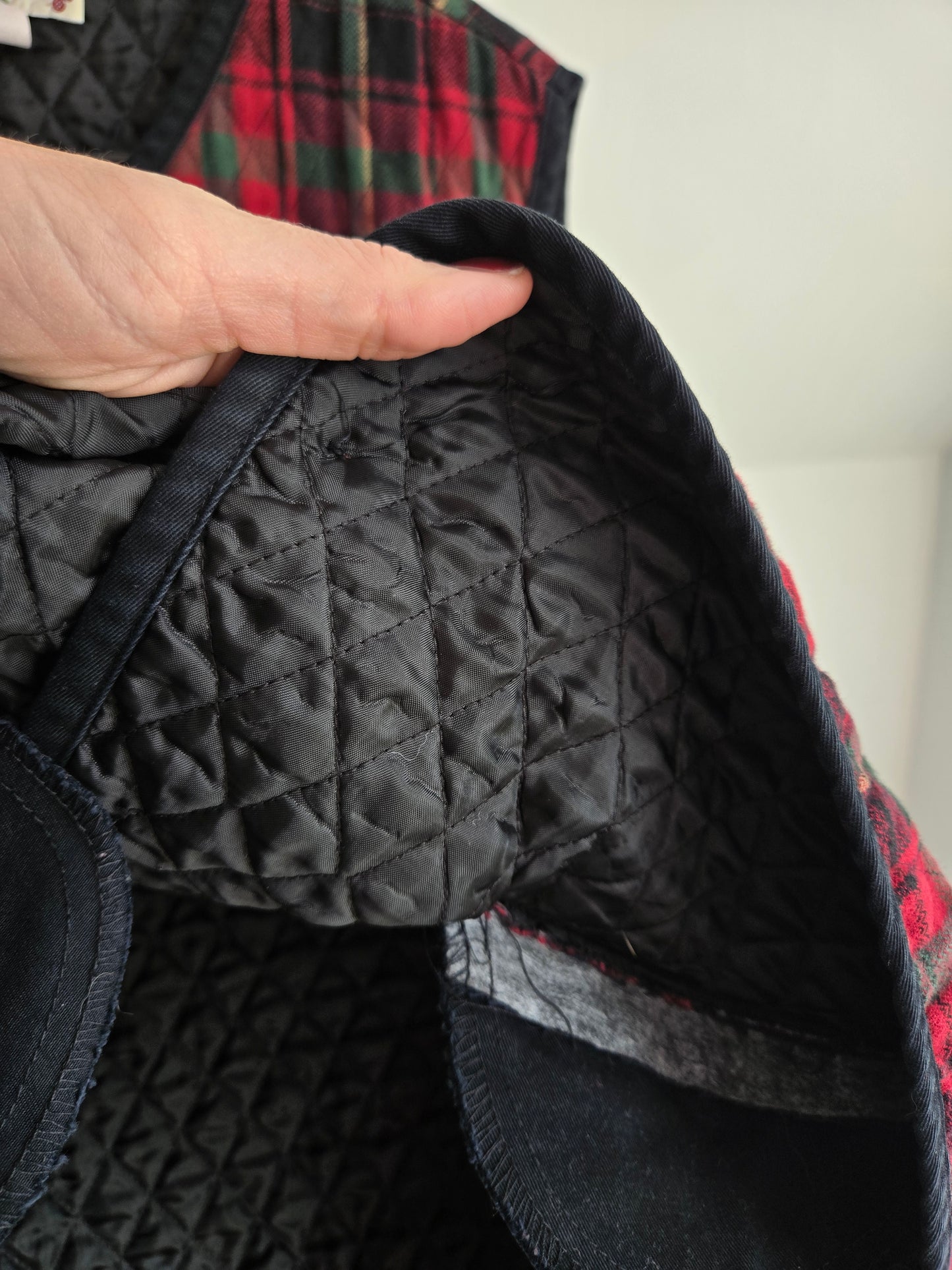 Vintage Orvis Plaid Quilted Vest - L/XL