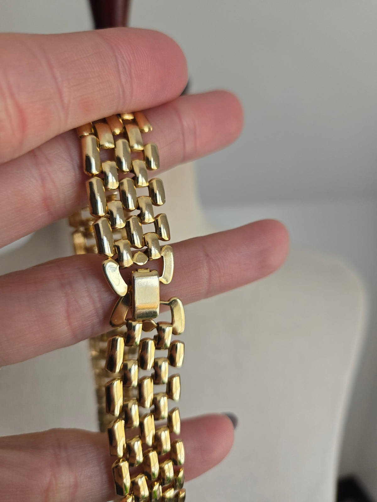 Vintage Chunky Gold Linked Choker
