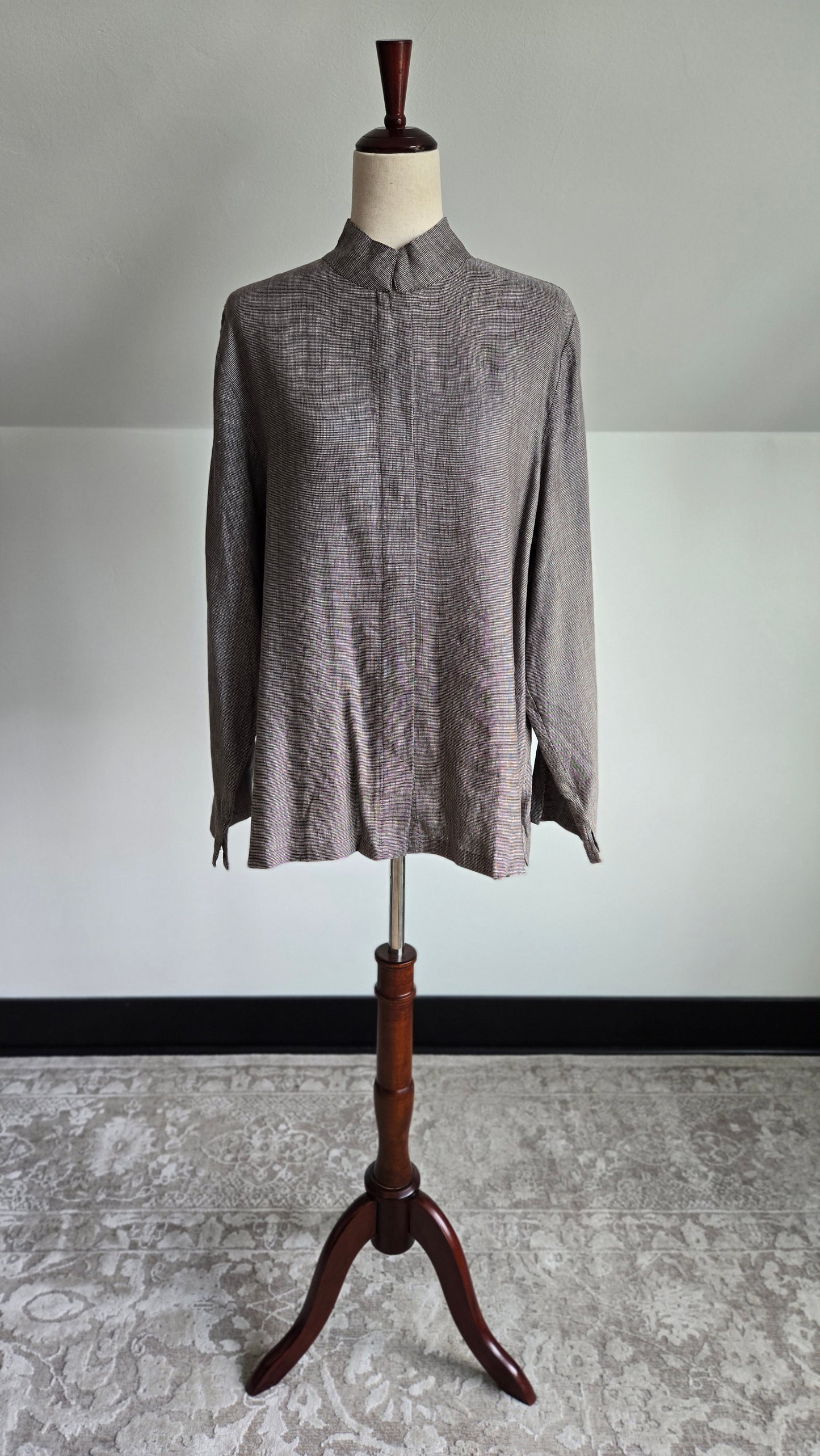 Spiegel Linen Blend Top - Large