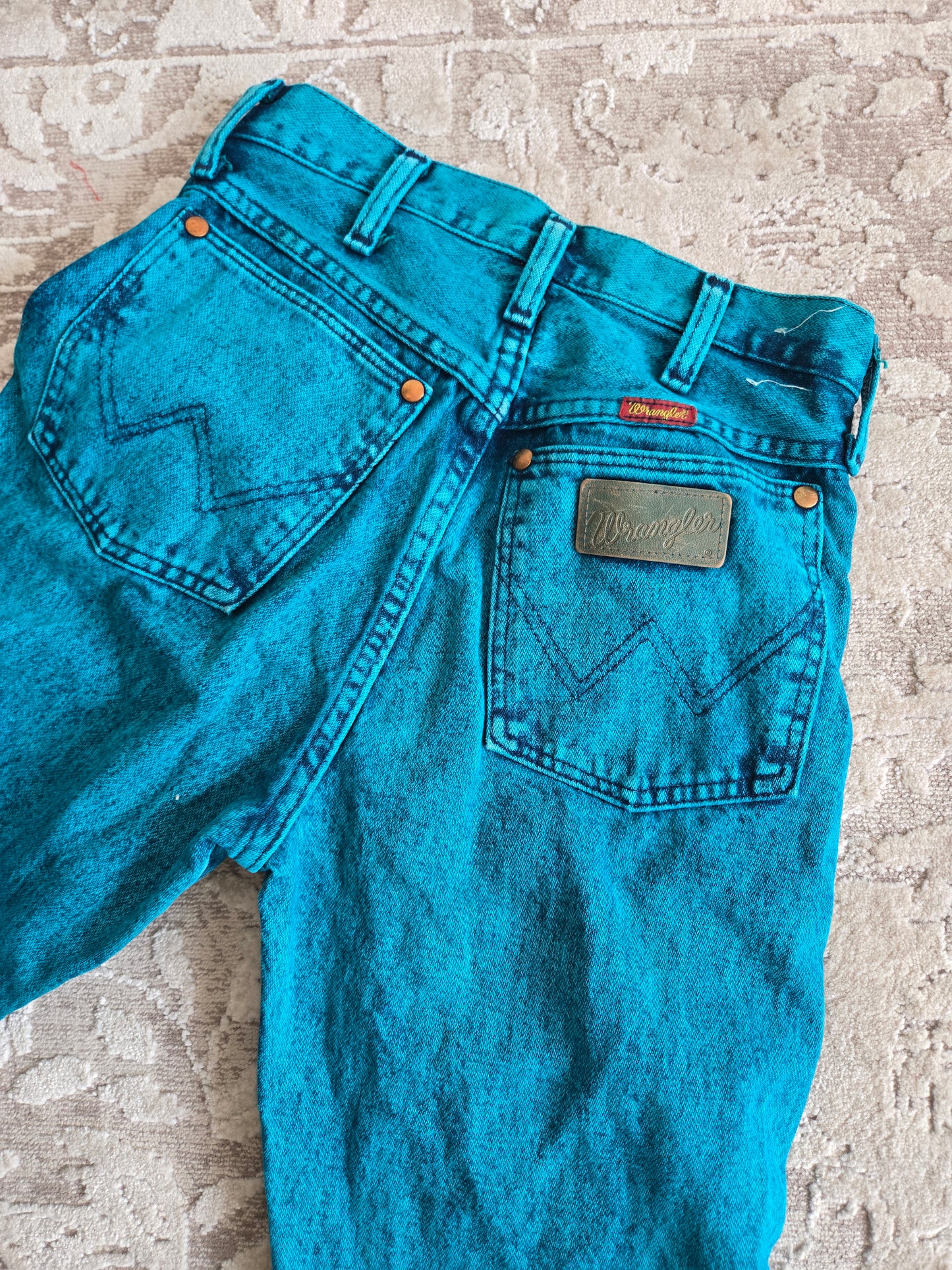 Turquoise Made in USA Vintage Wranglers - W25-26"