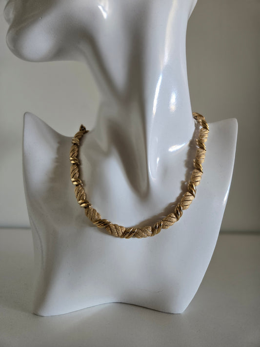Trifari Signed Vintage Gold Tone Choker Necklace