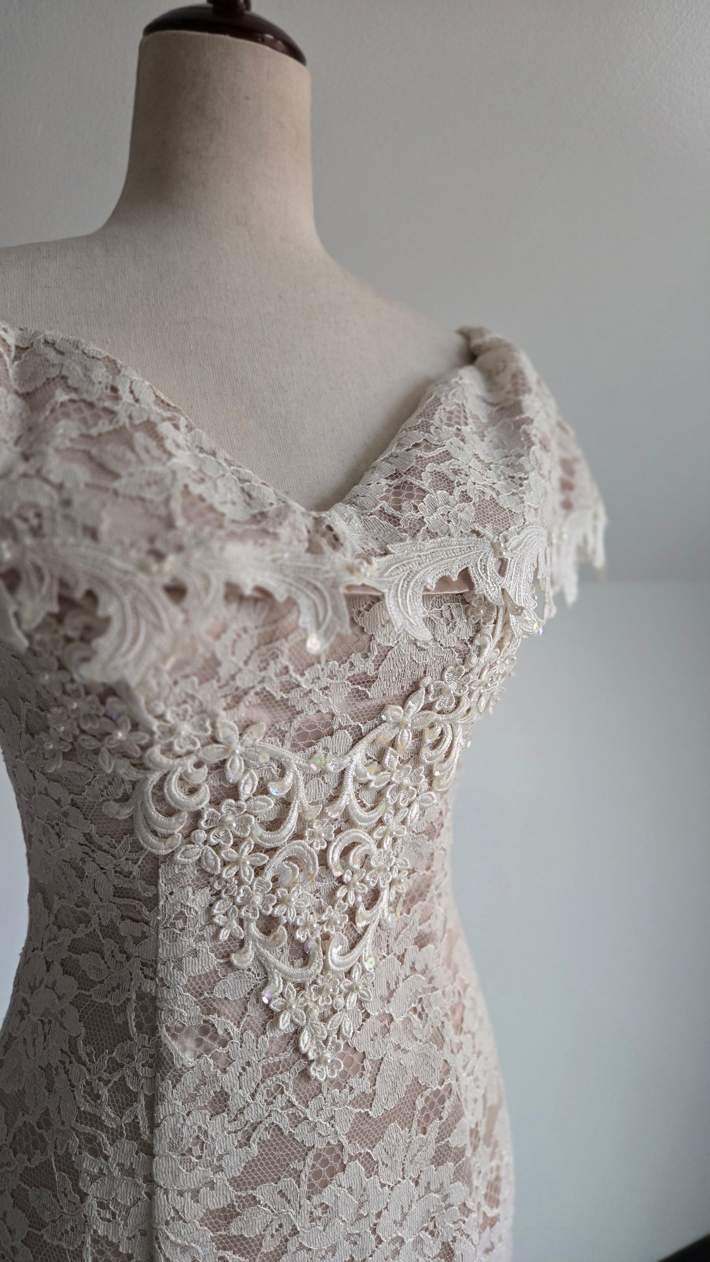 French Lace California Lace Formal Dress - XS/S