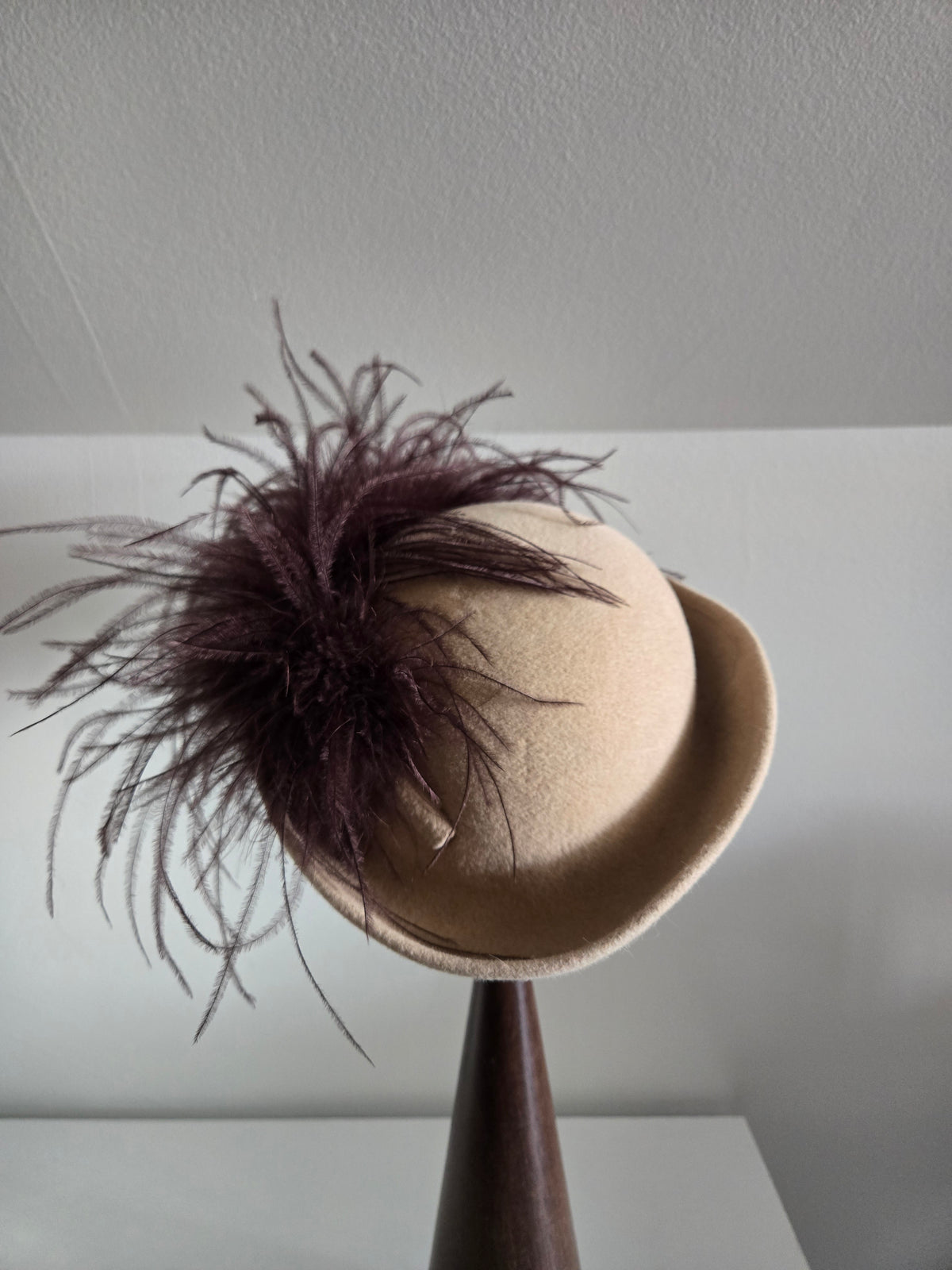 Vintage Bermona London Brown Wool and Ostrich Feather Fascinator