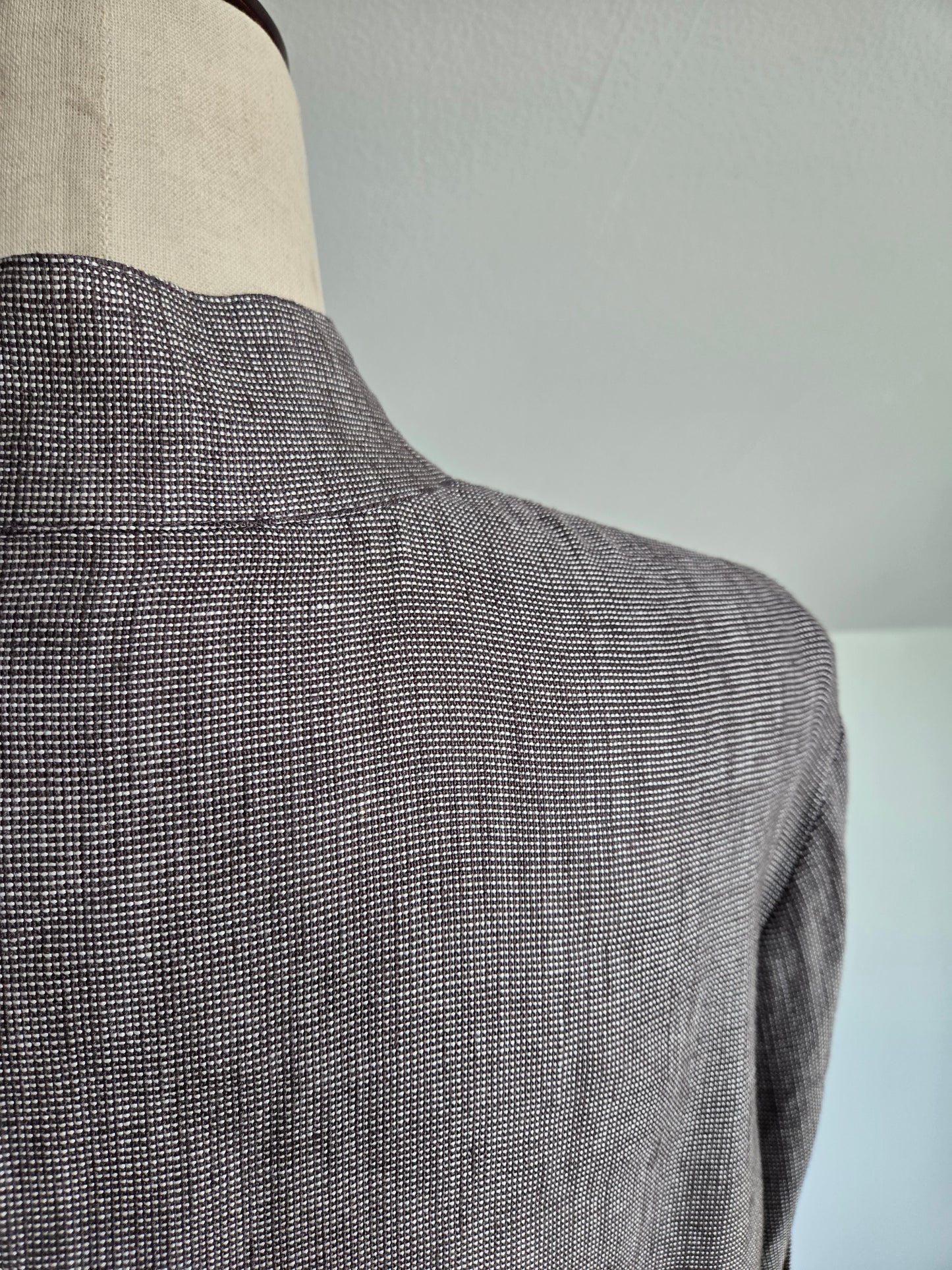 Spiegel Linen Blend Top - Large
