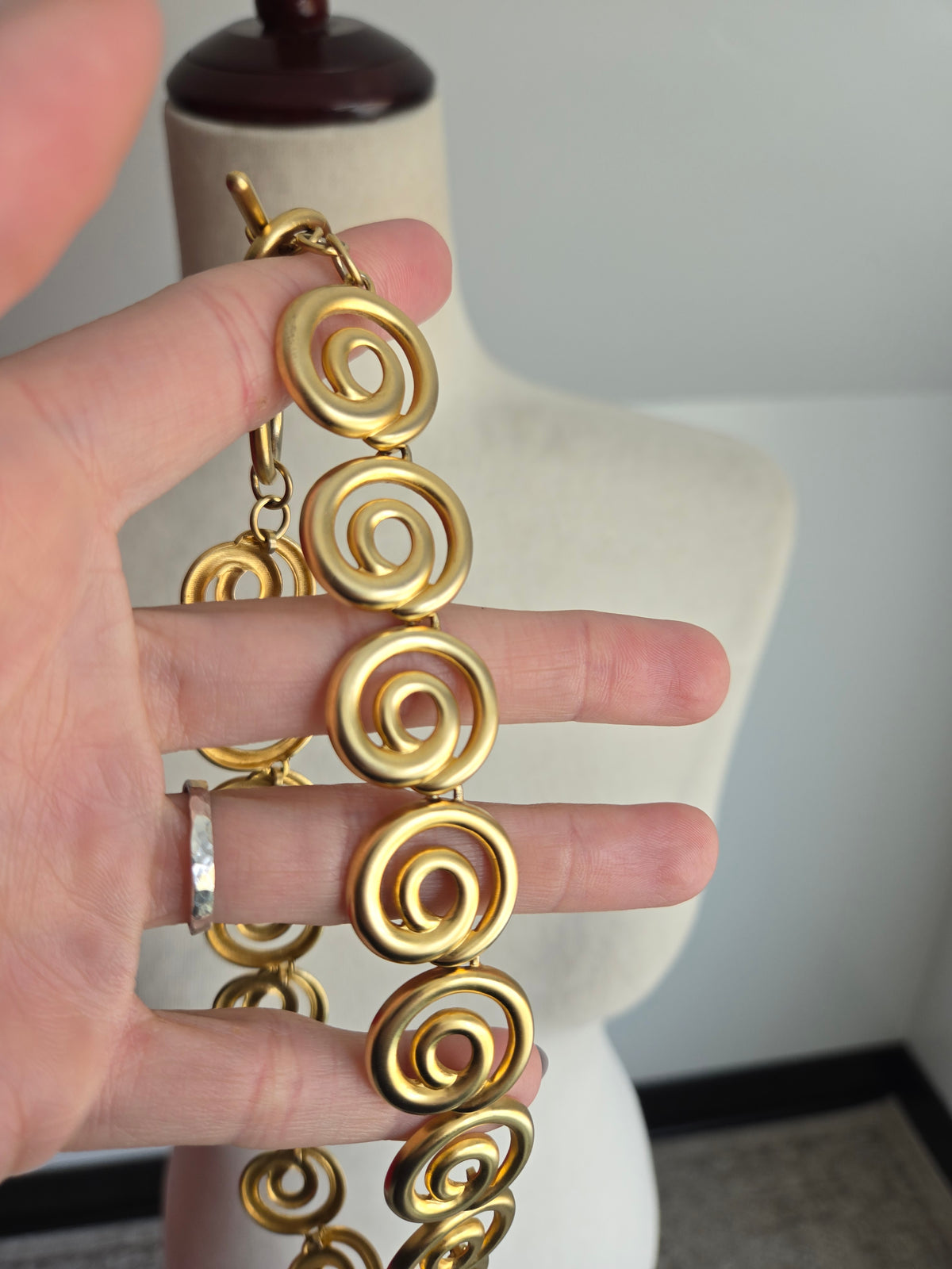 Vintage Matte Gold Chunky Swirl Necklace
