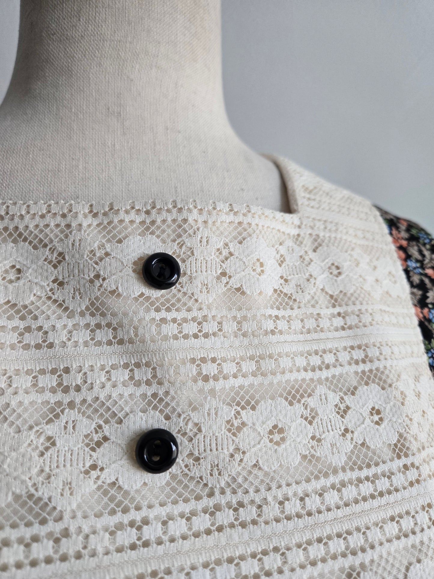 Wendy Bird Vintage 1960s Prairie Dress With Lace Bib - XS/S