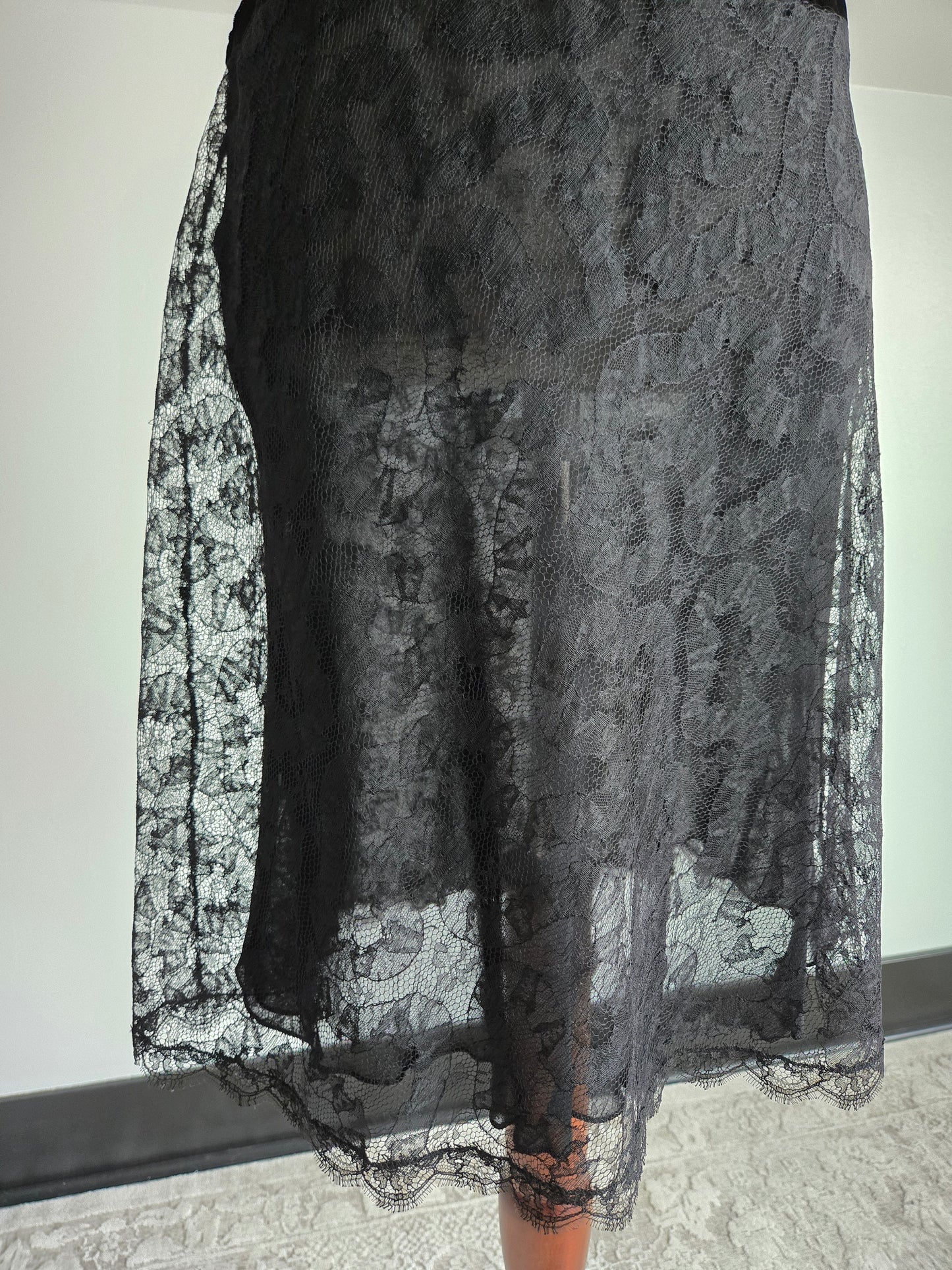 Blumarine Made in Italy Designer Lace and Velvet Skirt - Small