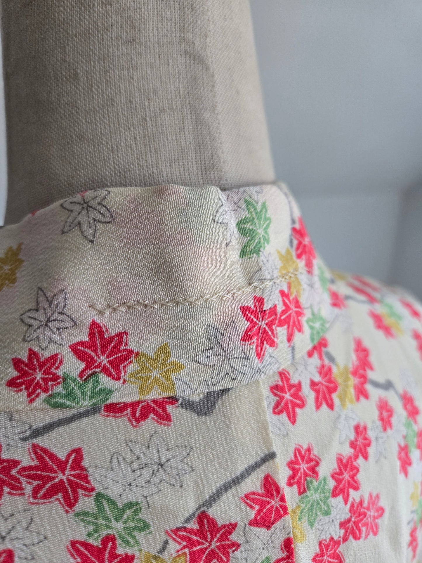 Authentic Silk Japanese Short Kimono - L/XL