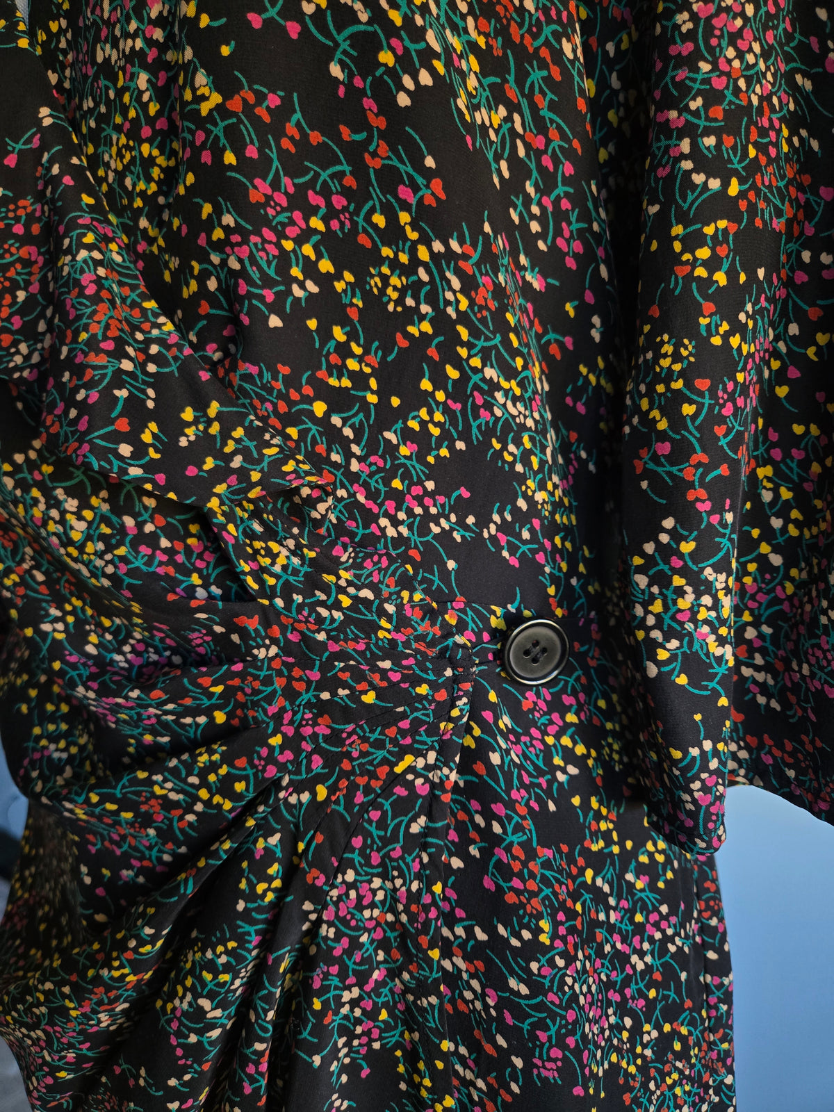 Parker Silk Floral Heart Print Wrap Dress - Medium