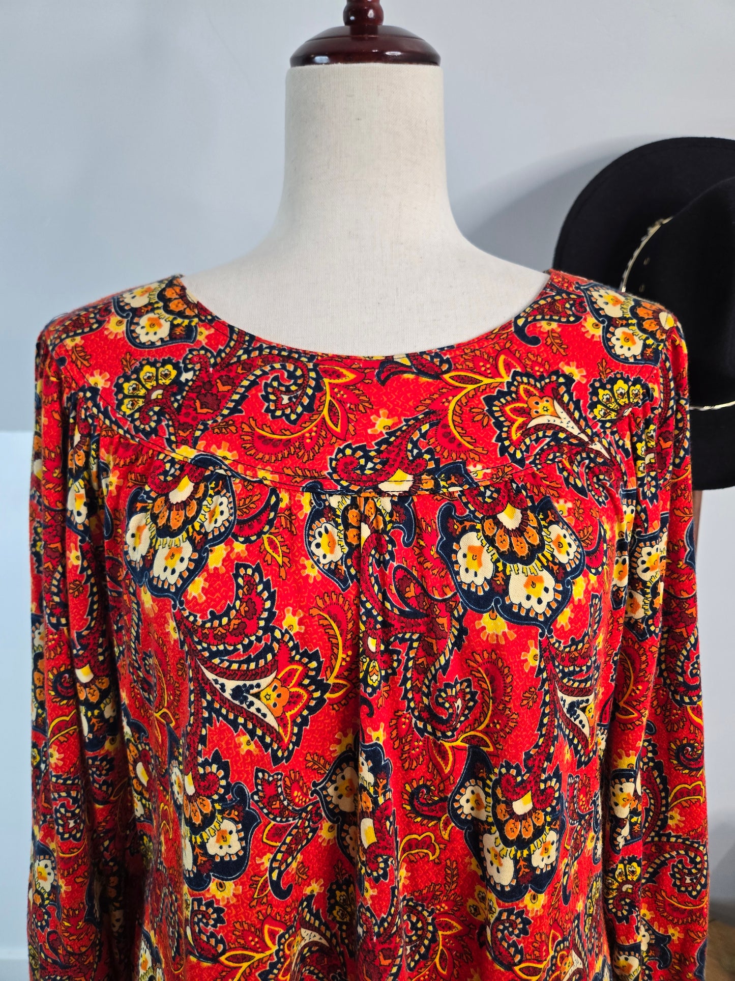 Vintage 70s Lightweight Acrylic Barkcloth Dress - medium