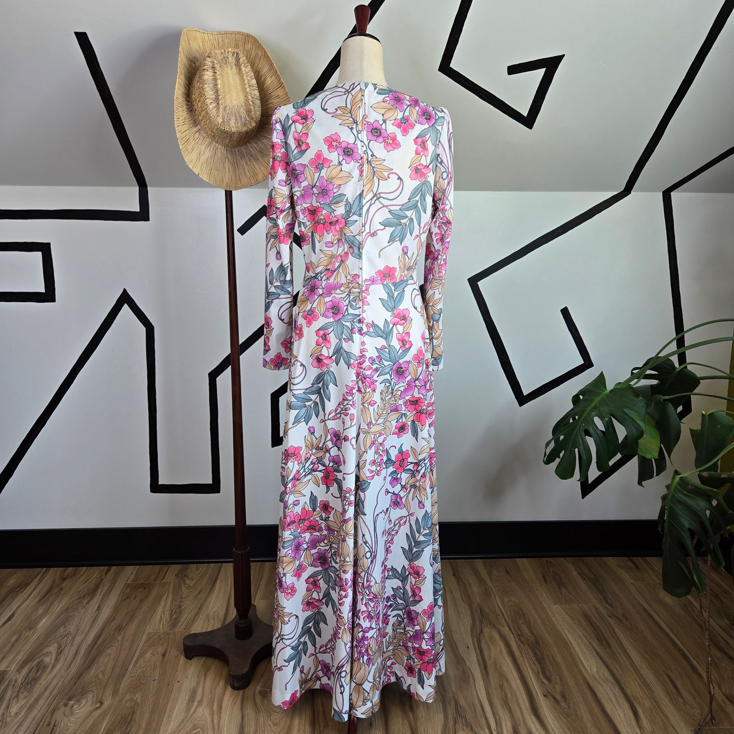 Vintage 1970s Floral Long Sleeve Maxi with Curved Bust Seams